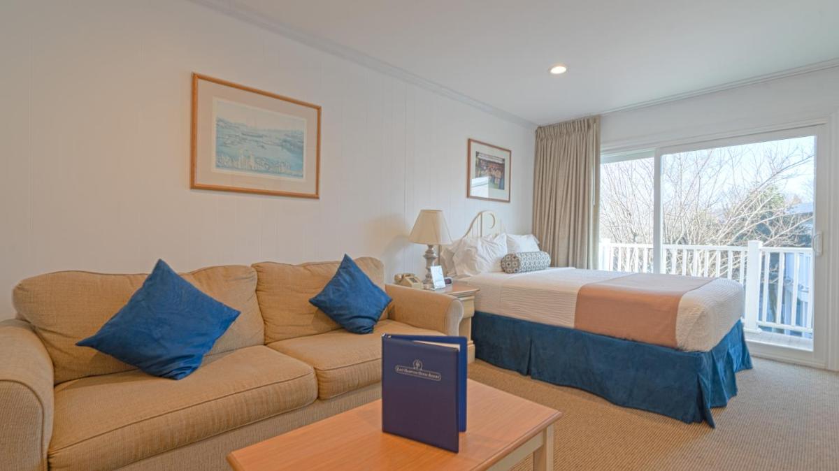 East Hampton House Resort 239