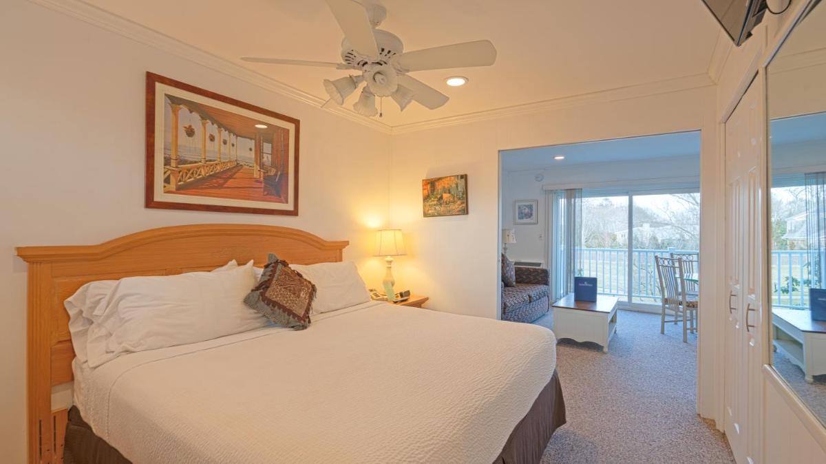 East Hampton House Resort 181