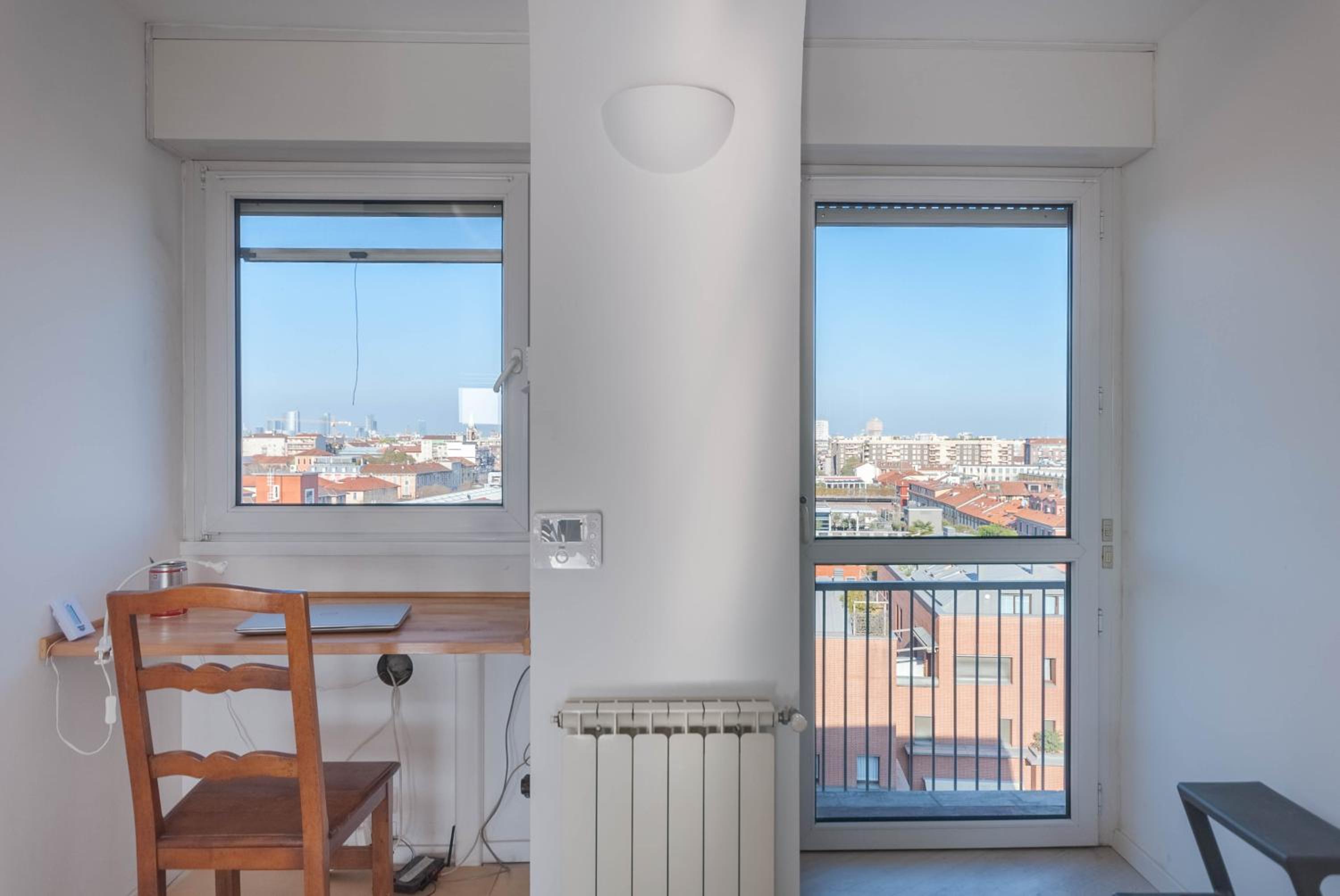 Exclusive rooftop apartment with large terrace in Solari/Tortona