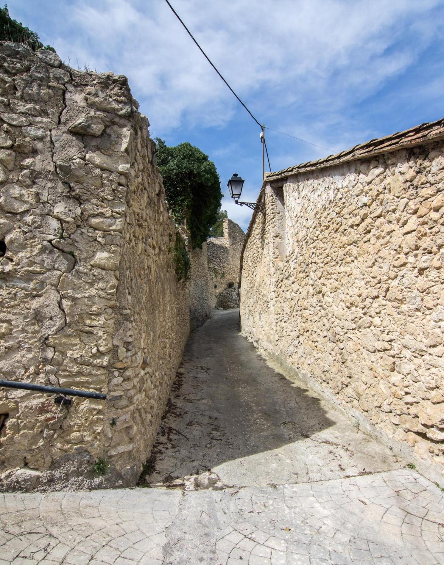 Photo 33