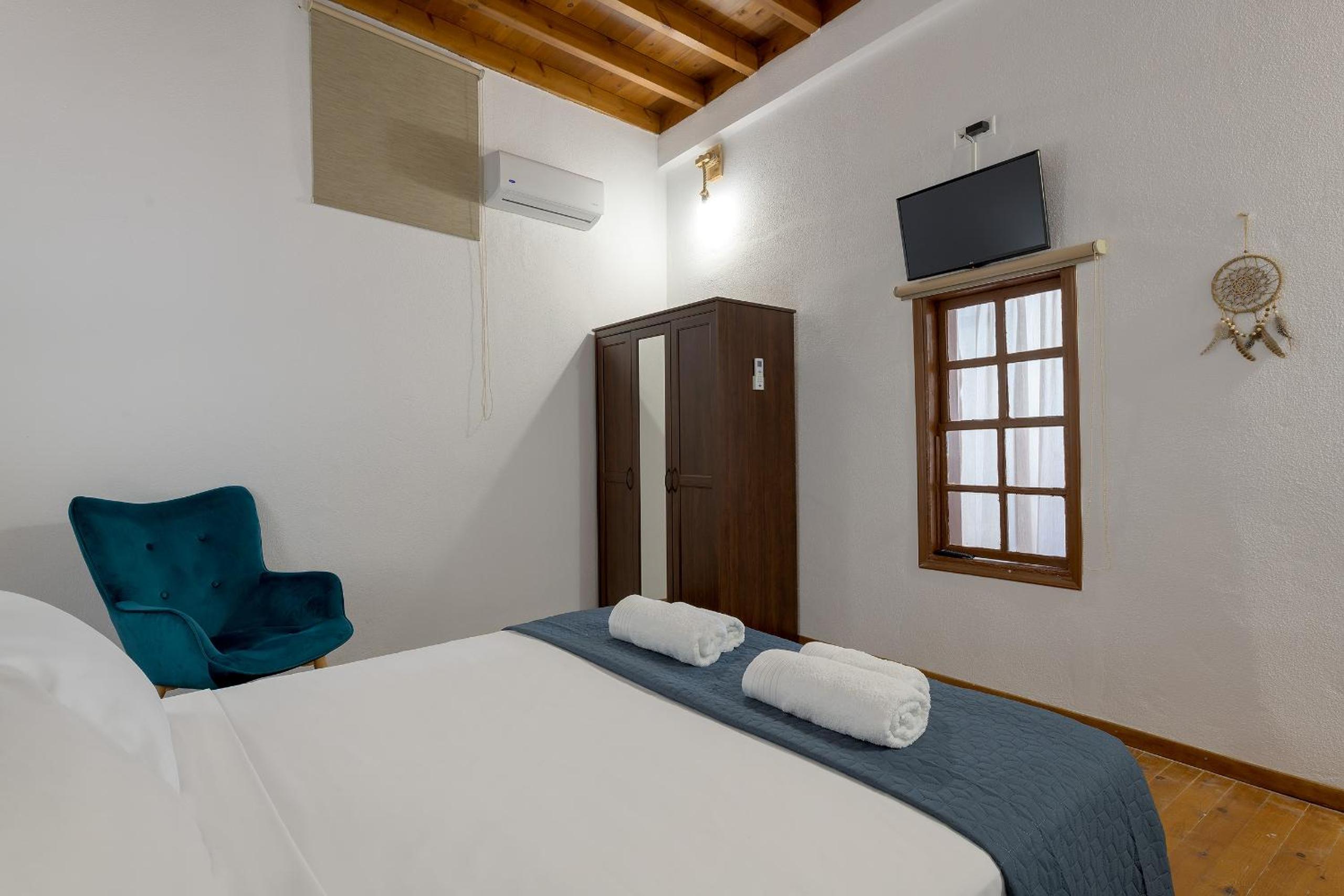 RUSTIC SELF-INN view 5