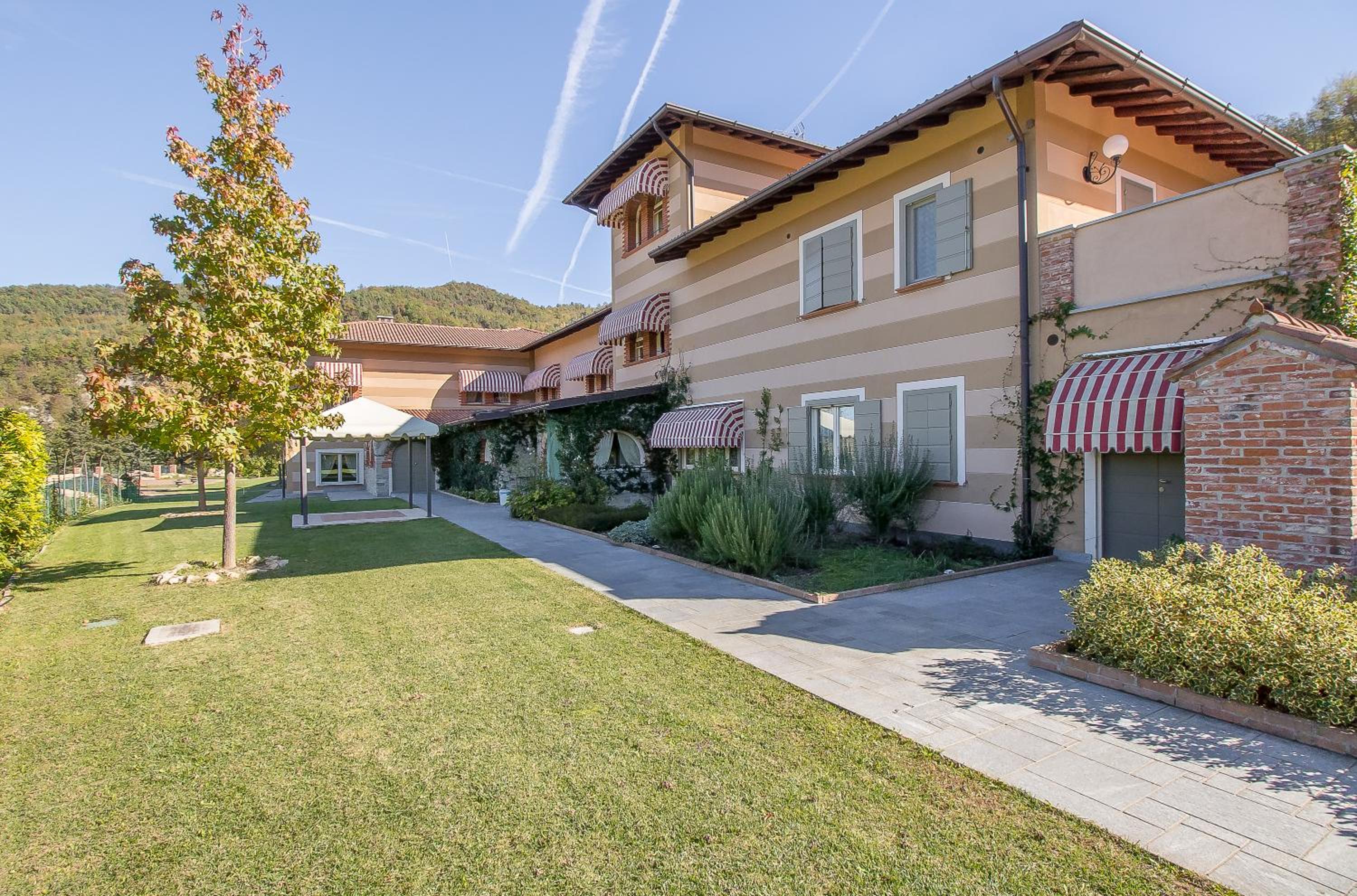 Hotel Tenuta Pian D'Attesio - Agriturismo - Image 1