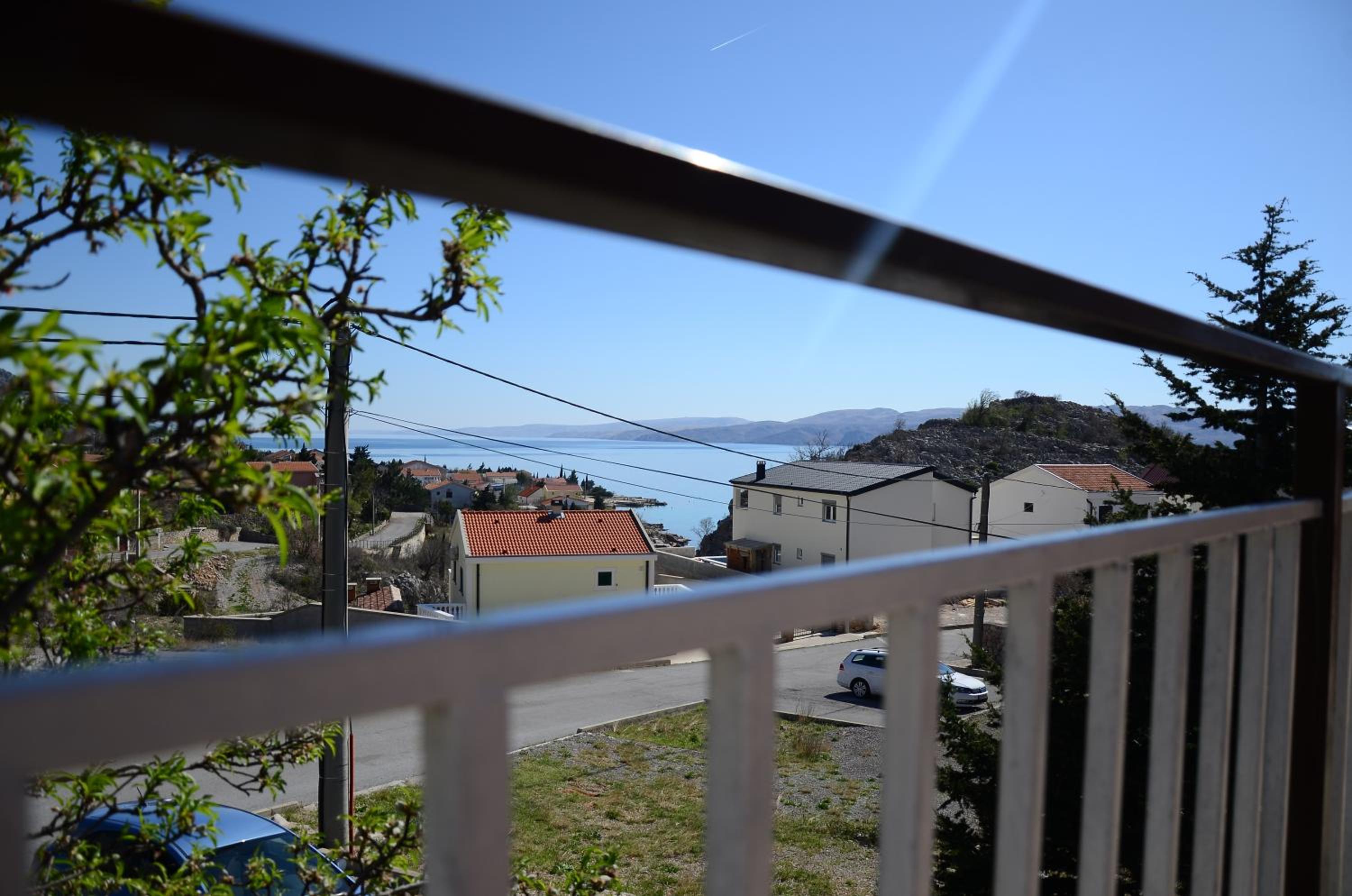Holiday House Family Fun view 3