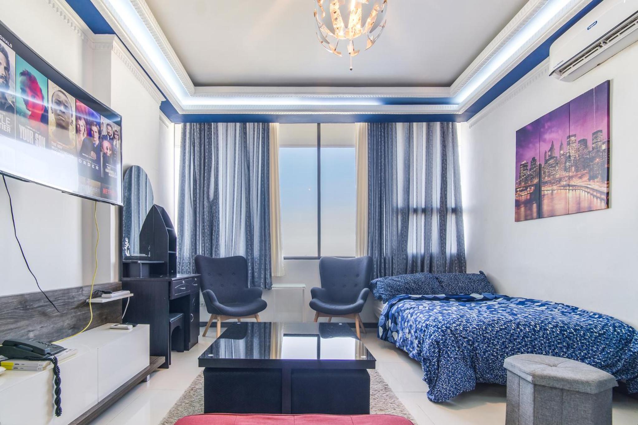 Avenir Condo for rent near IT Park Cebu with 49-inch Samsung Curve TV