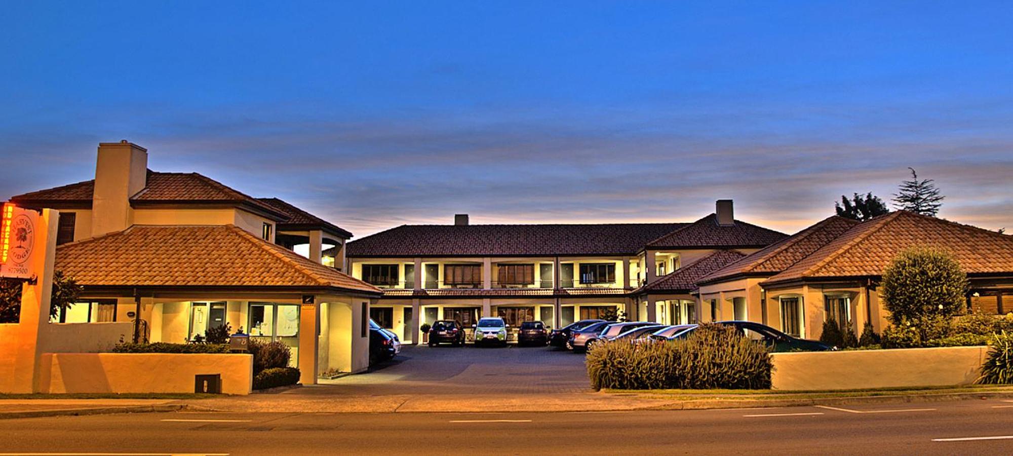 Harvest Lodge Motel