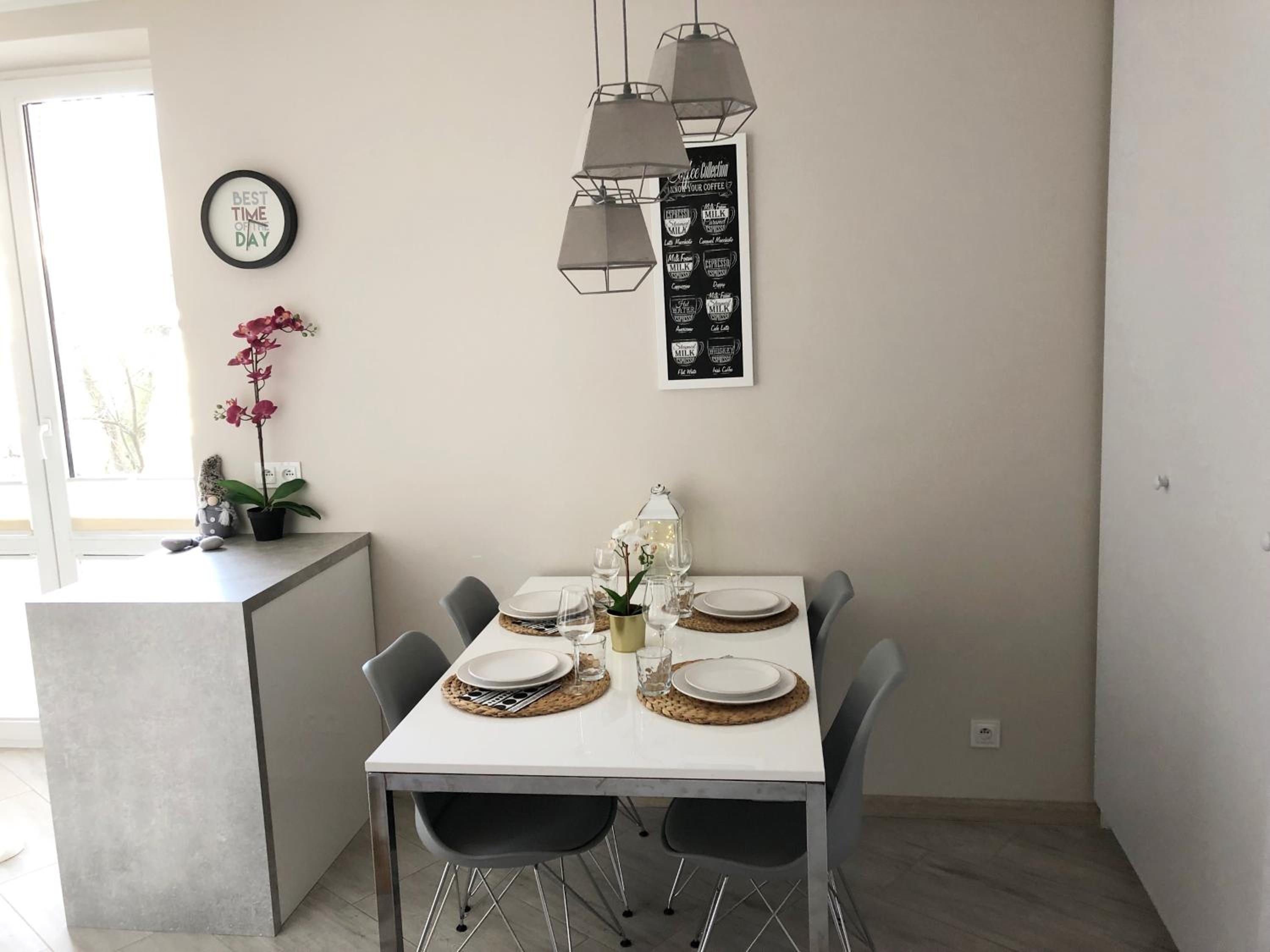 Ozarowska 77 - 1BR by Homeprime view 3