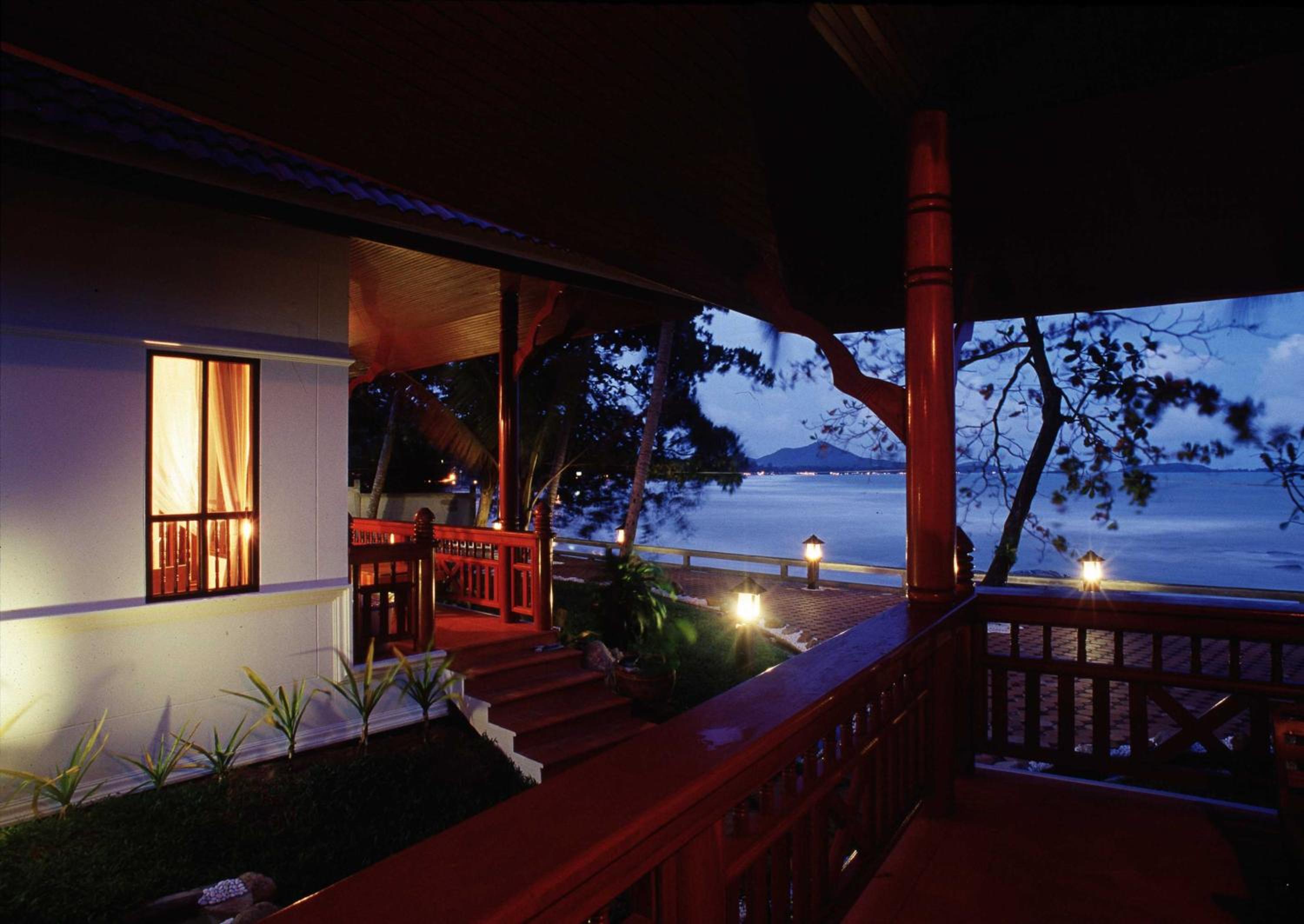 Bhundhari Chaweng Beach Resort Koh Samui - SHA Plus