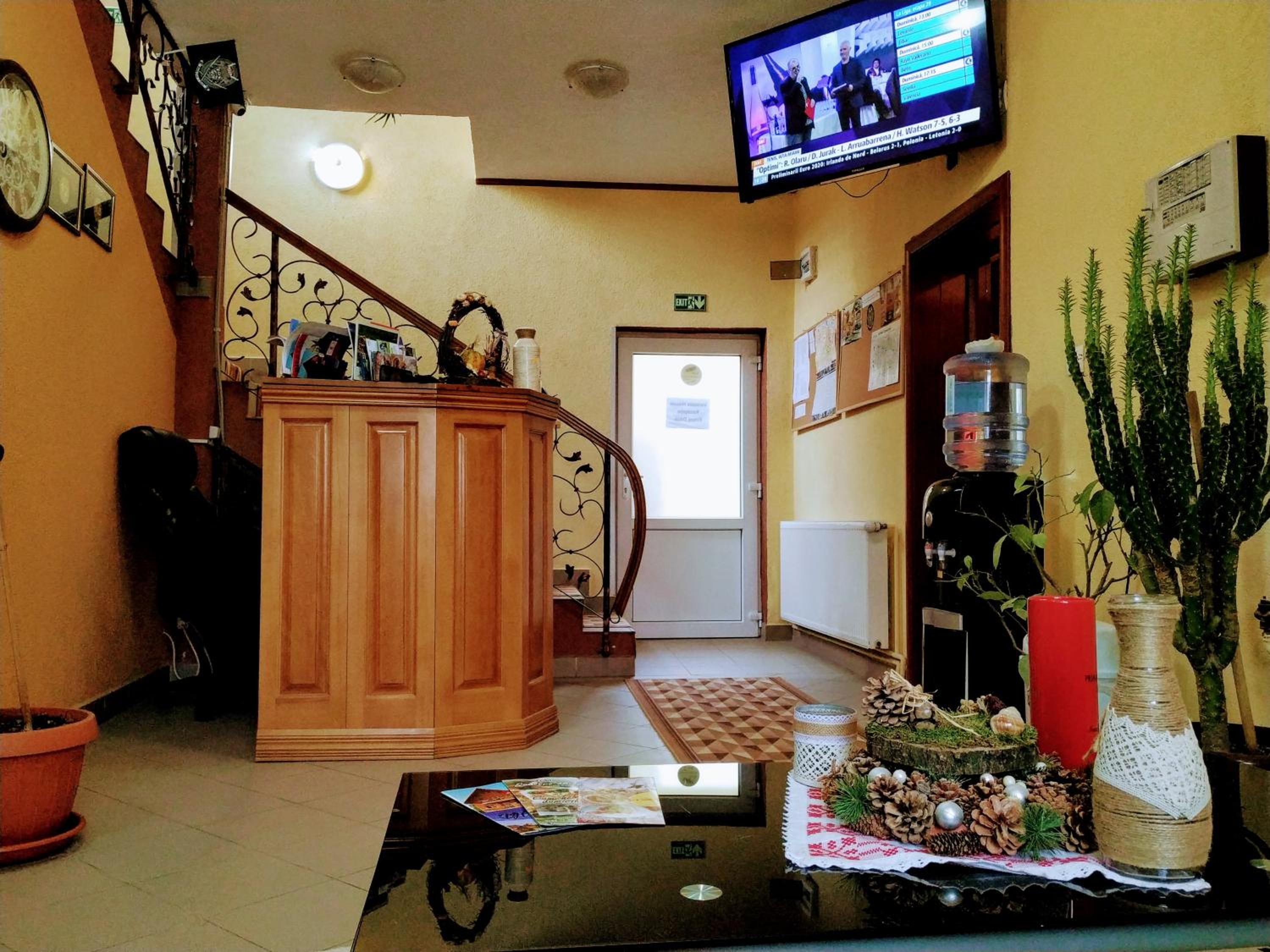 Venesis House