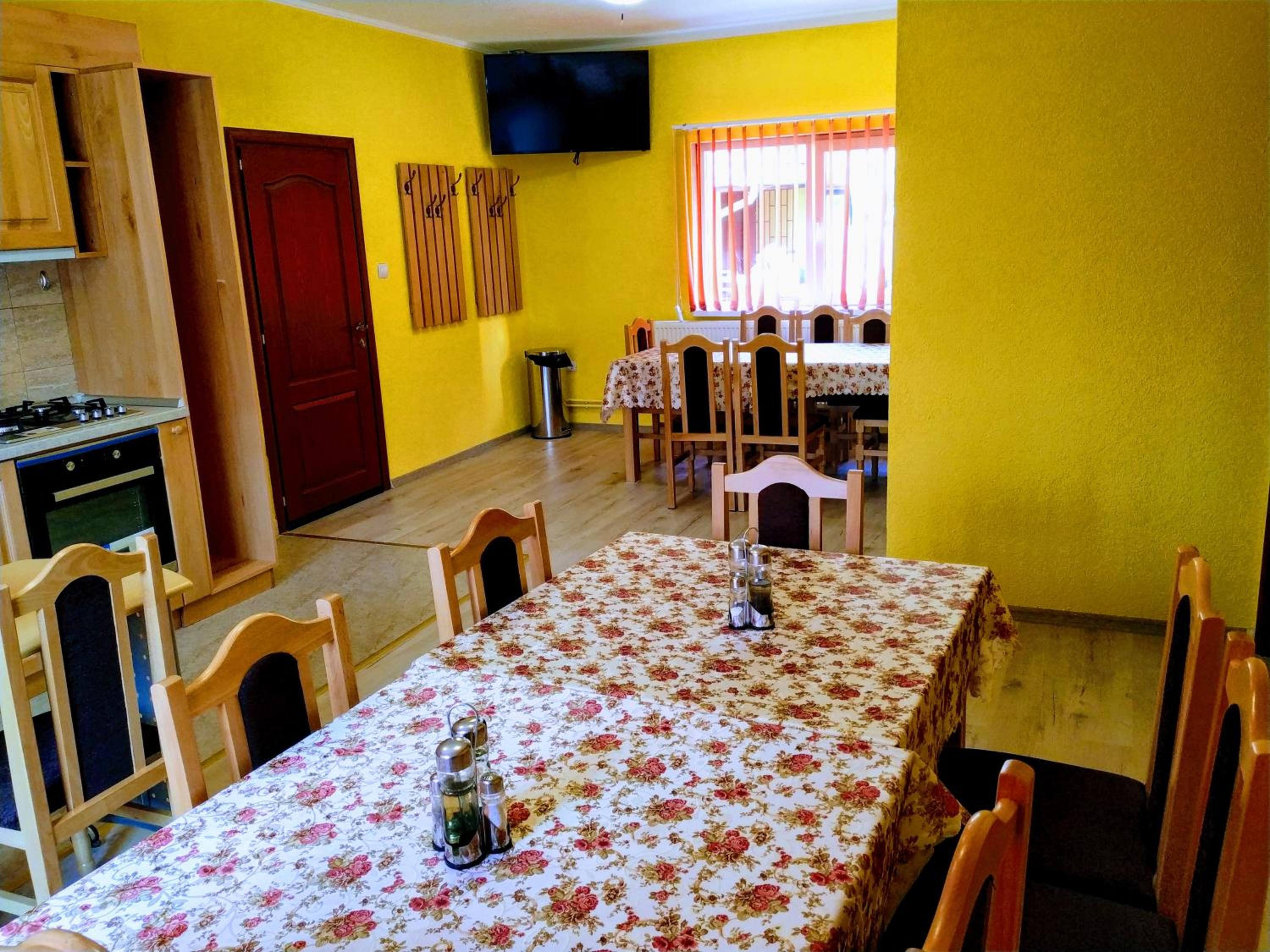 Venesis House
