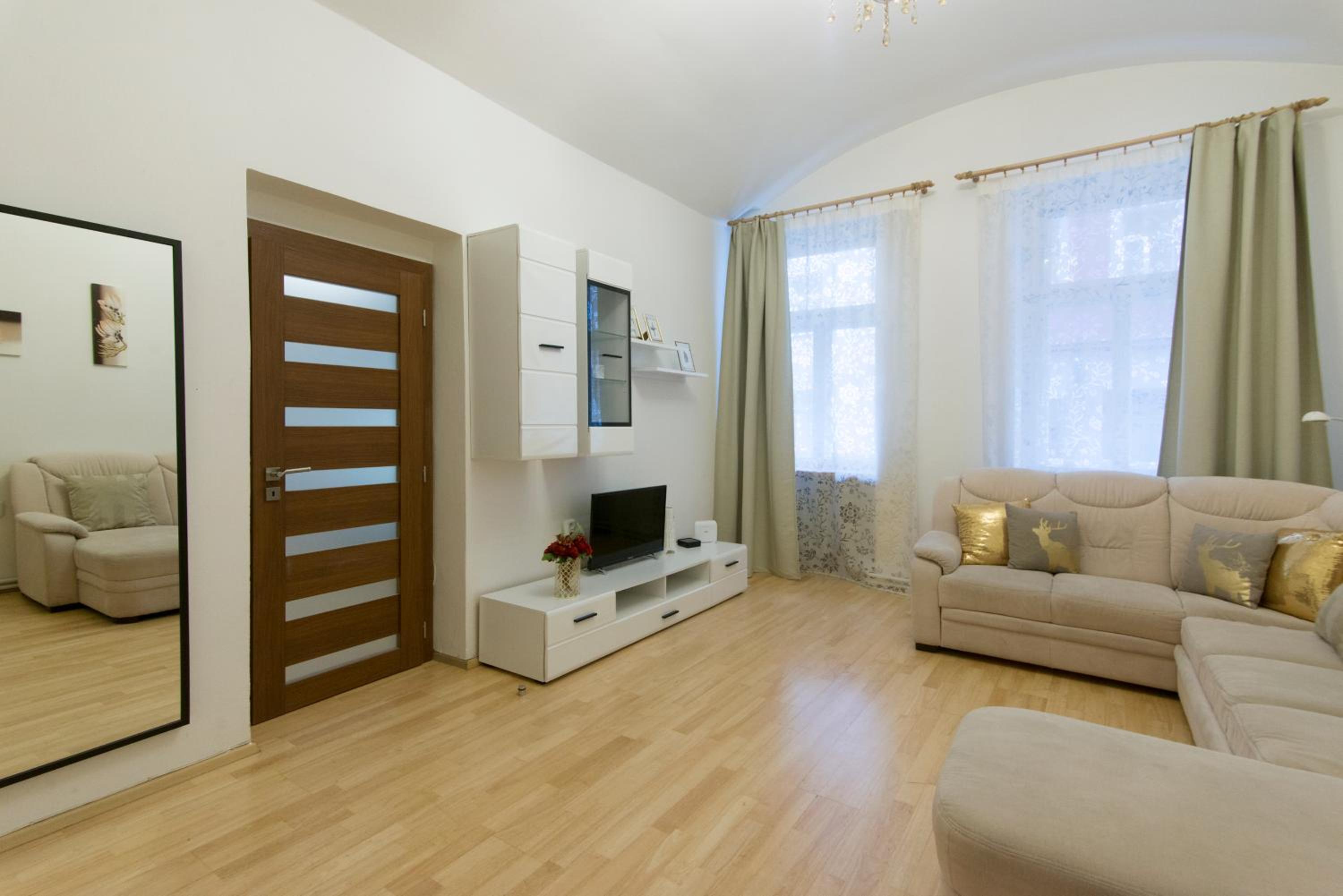 Spacious apartment near Wenceslas Square