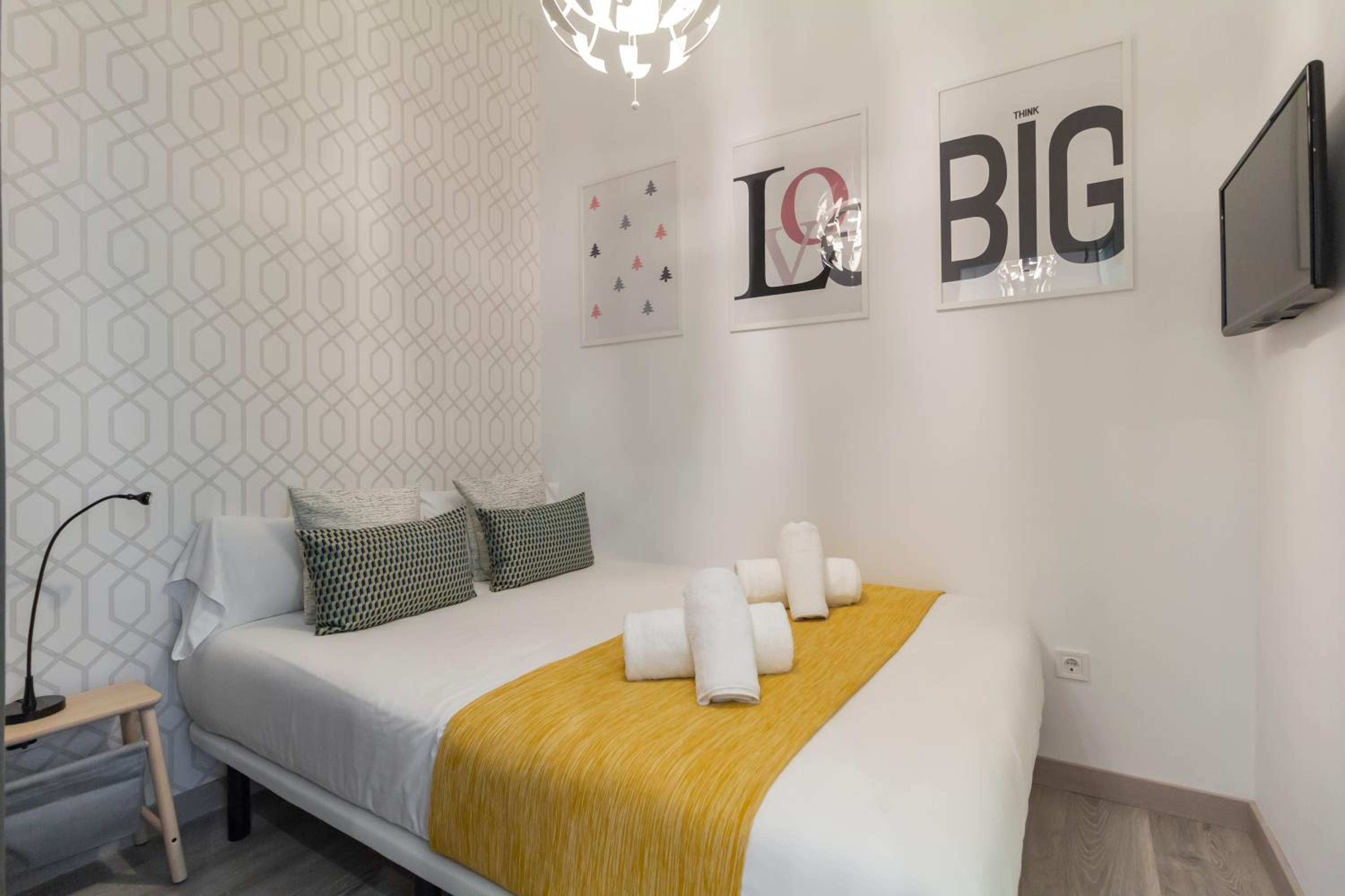 Ronda de Valencia apartamento