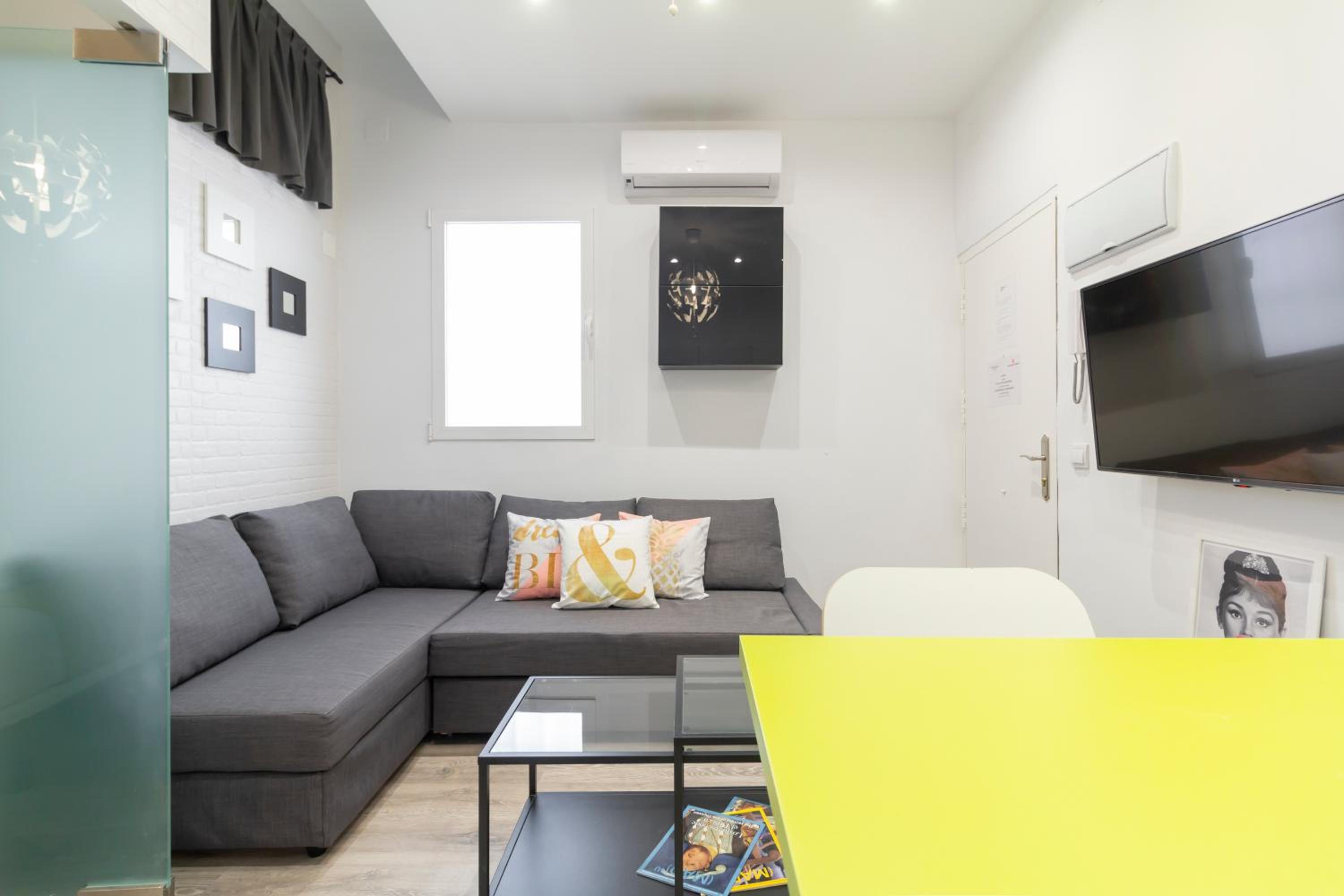 Ronda de Valencia apartamento