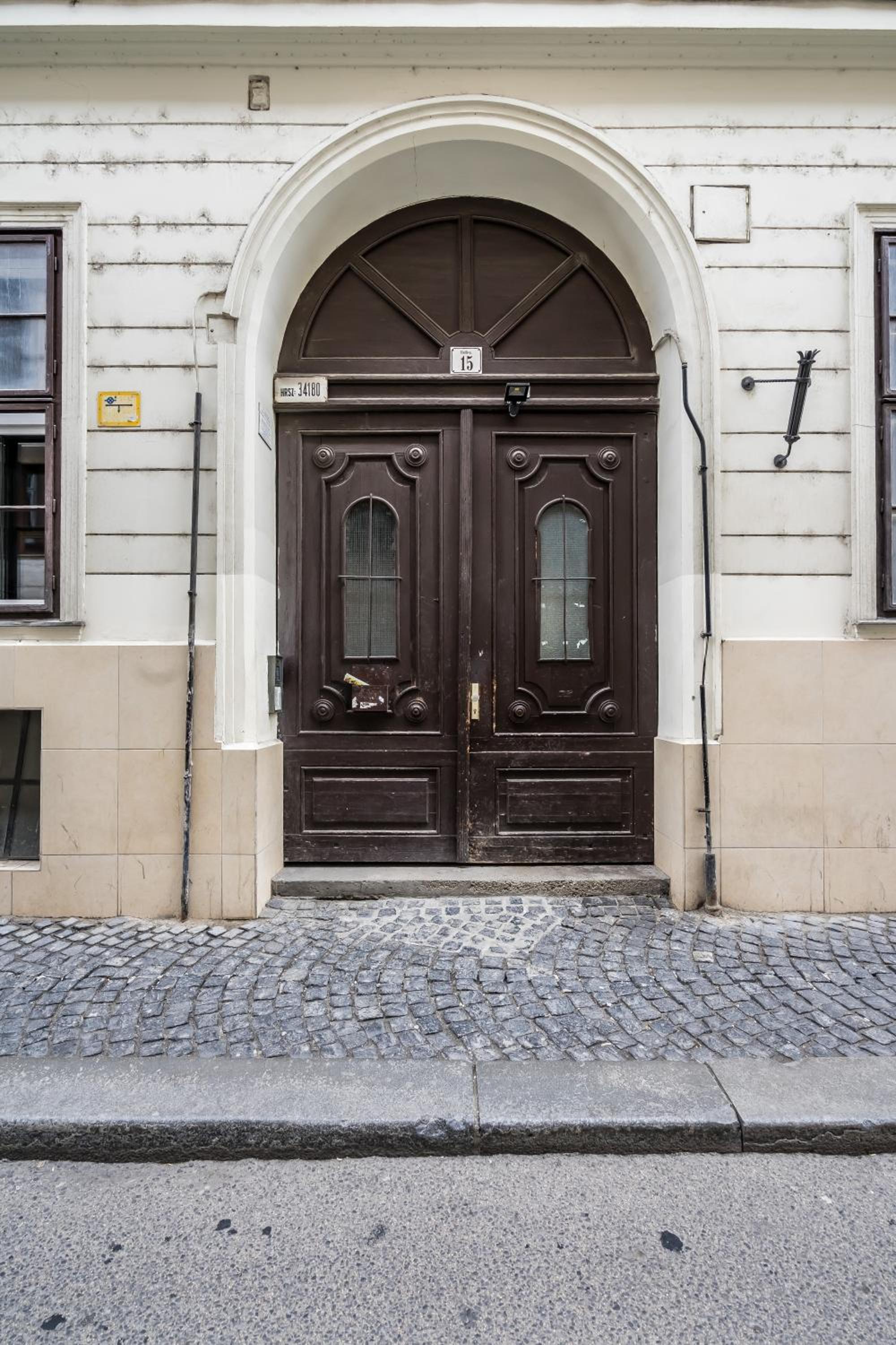 Photo 32