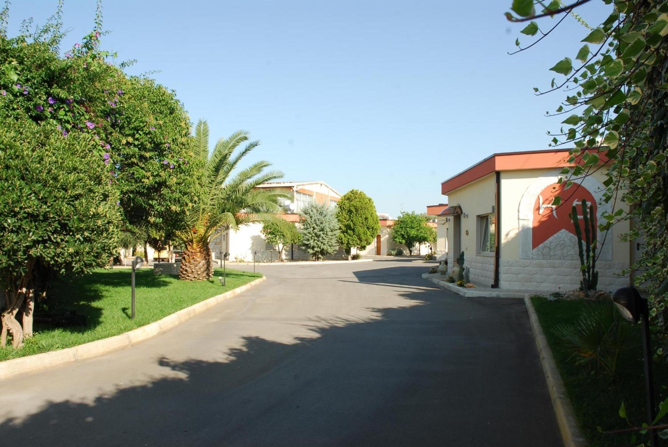 Hotel Giardino - Image 1