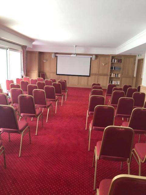 meeting room