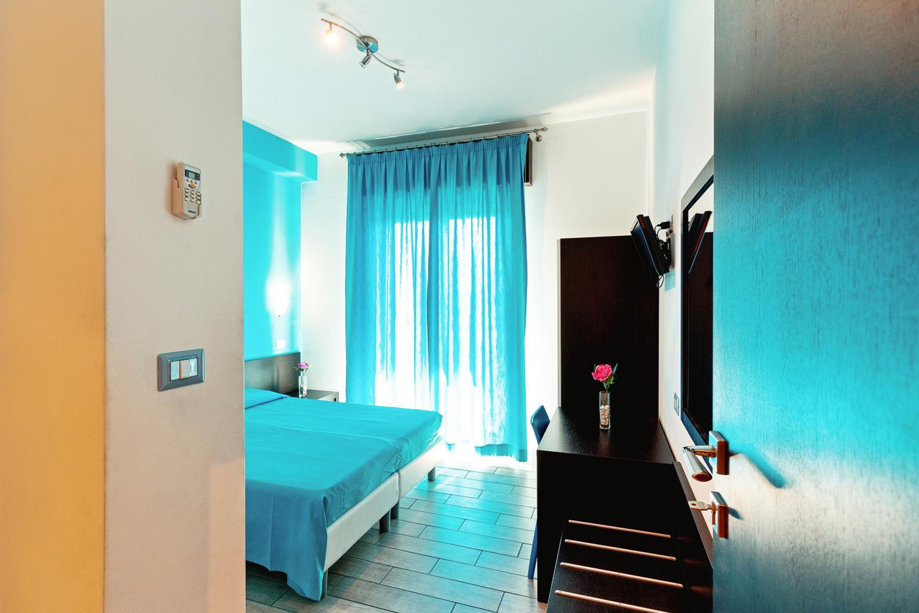 hotel room