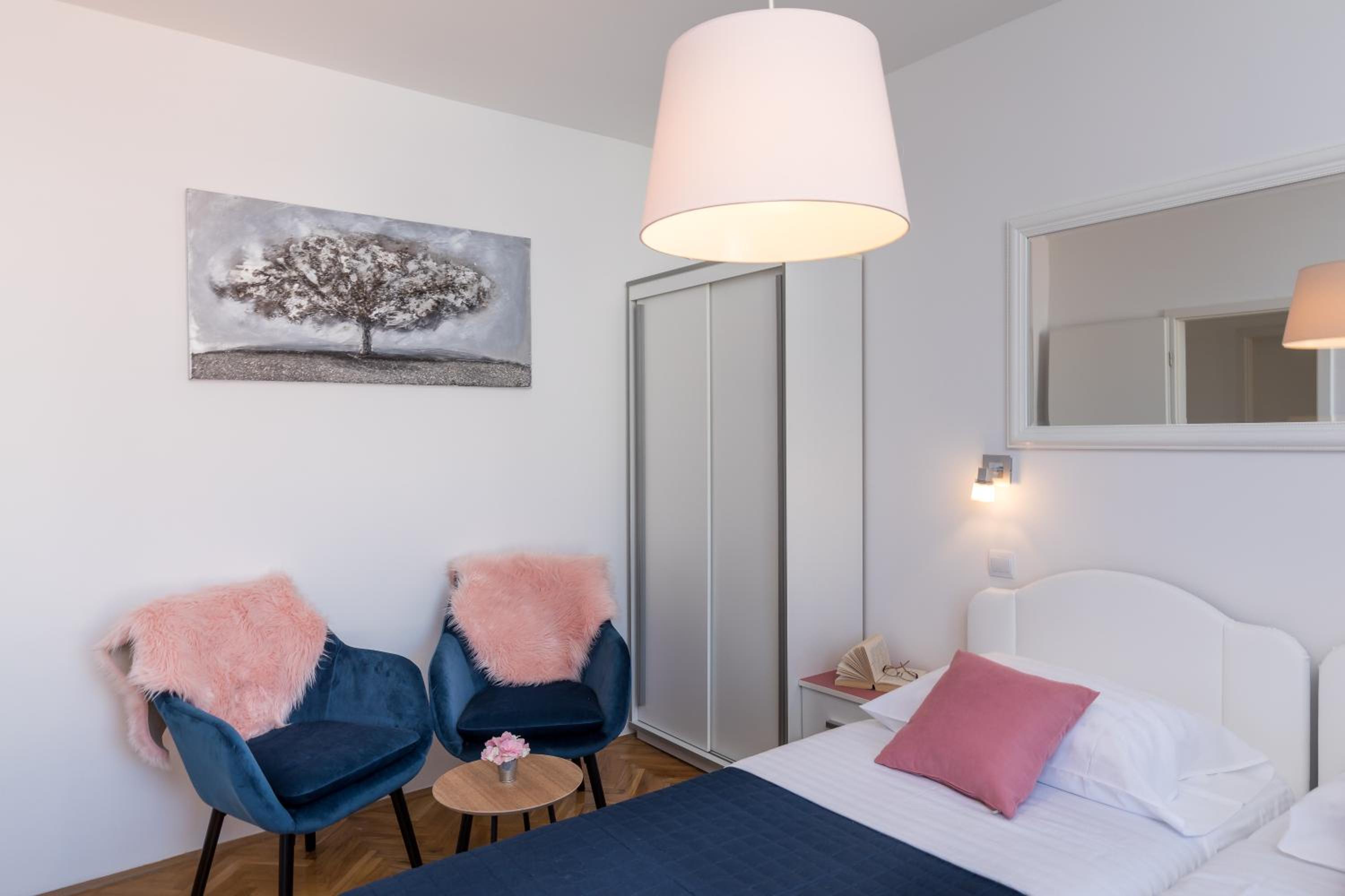 Apartments Lile