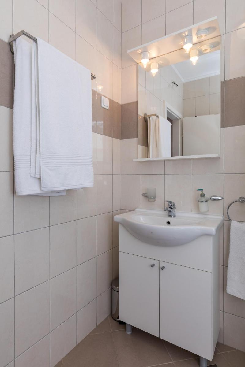 Apartments Lile