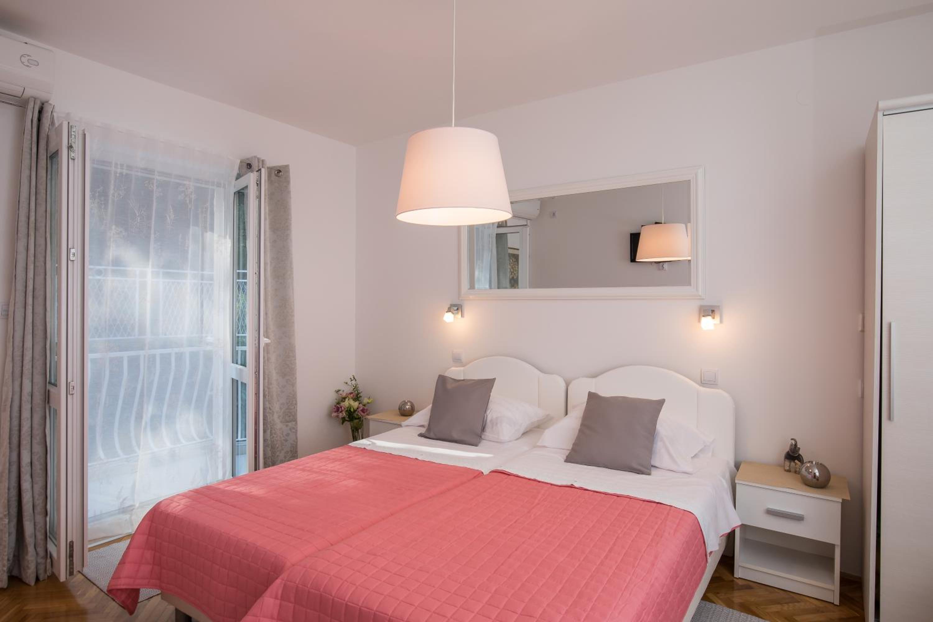 Apartments Lile