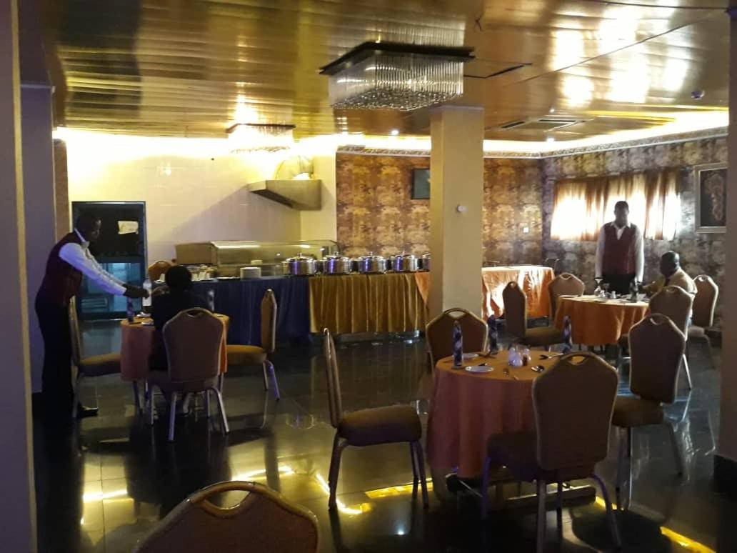 restaurant