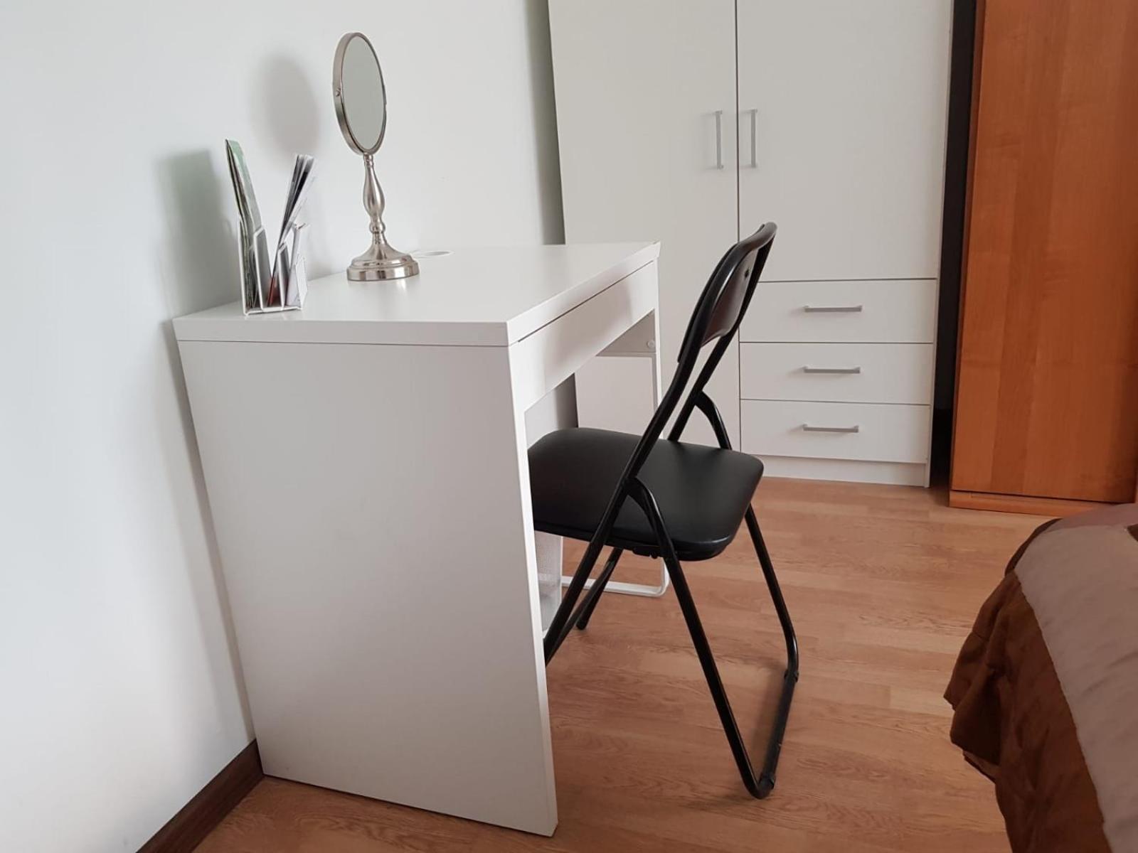 Lorin Prestige Apartament view 5
