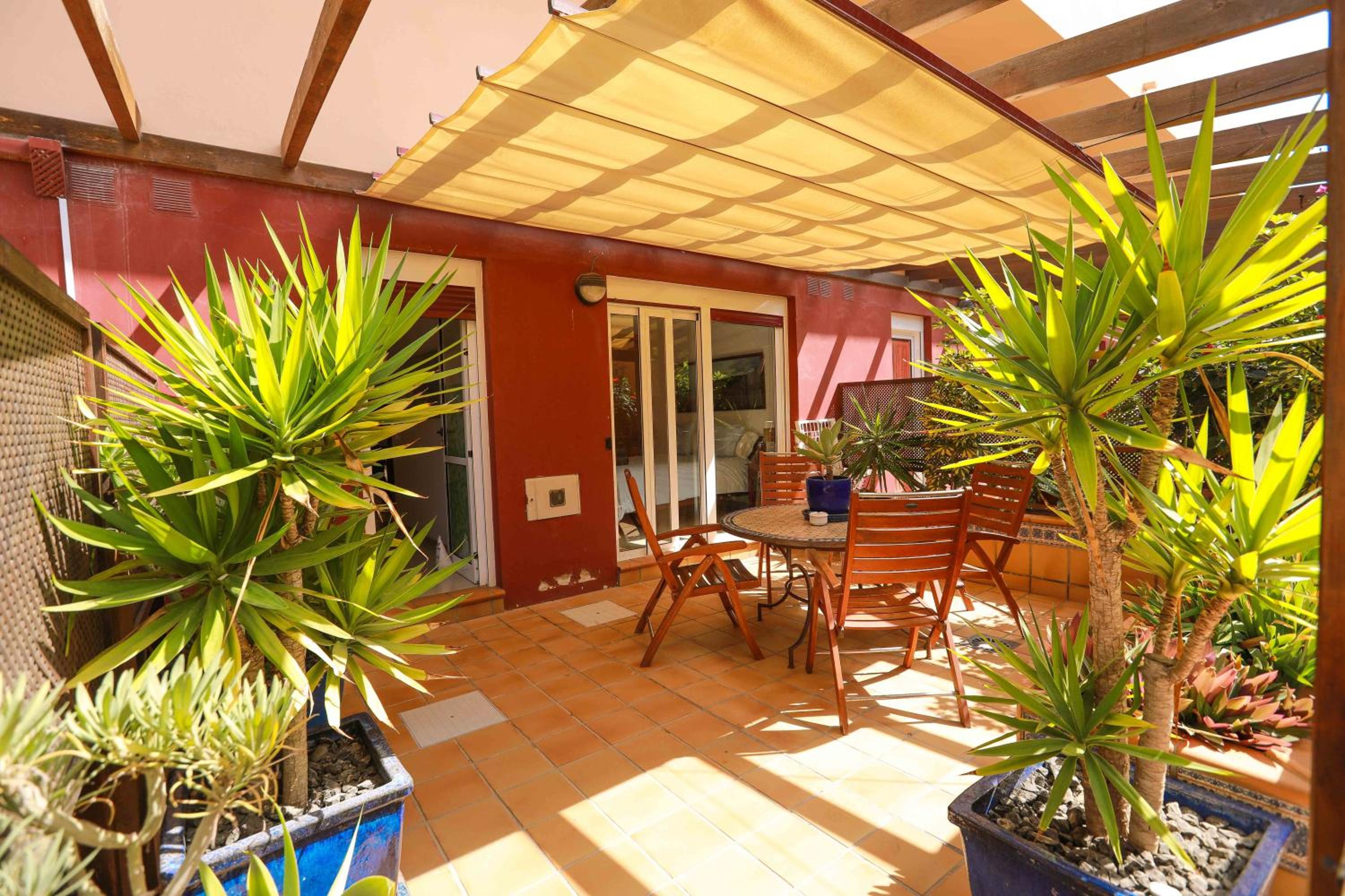 Luxury Cayetana, by Comfortable Luxury