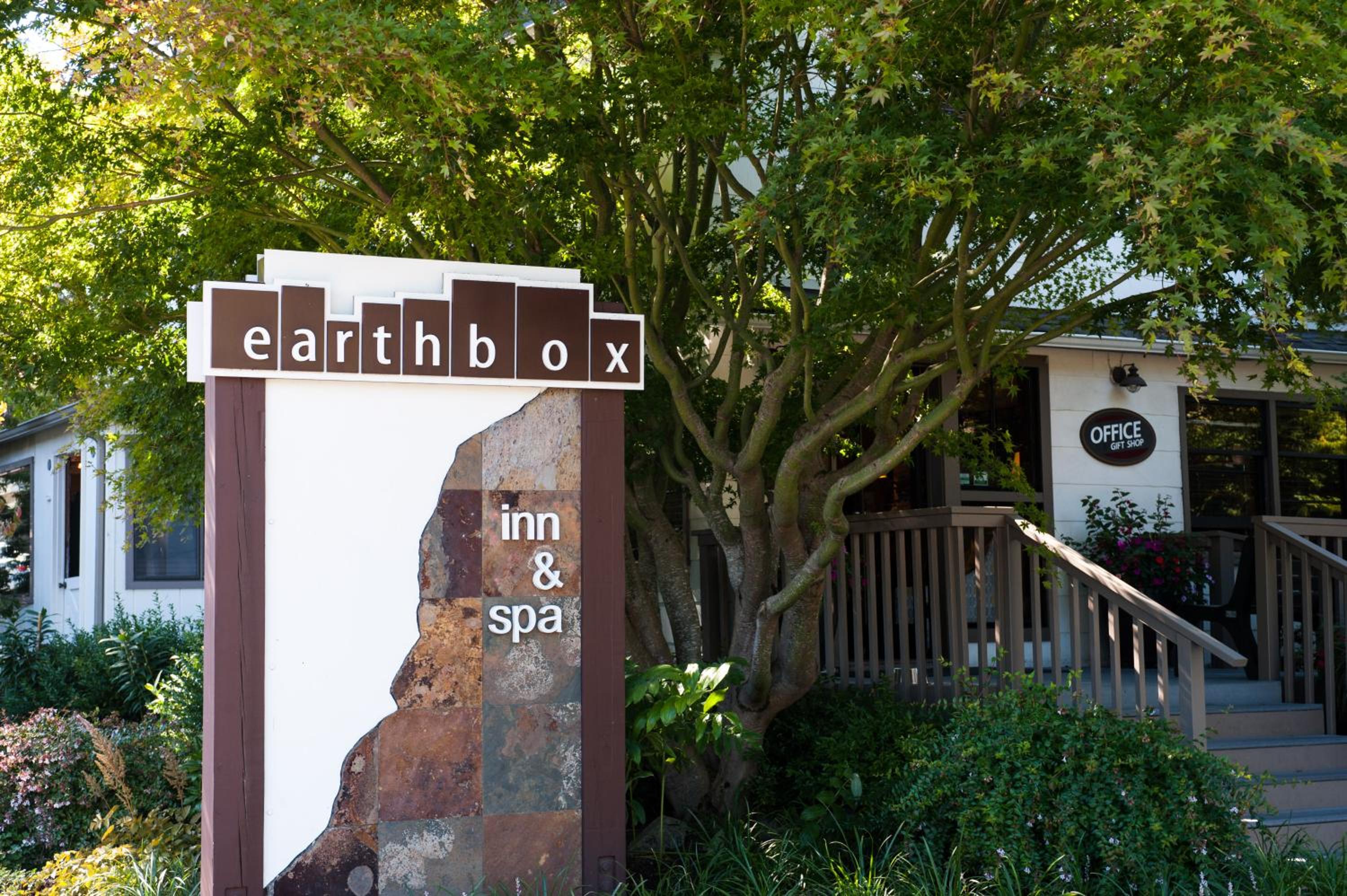 Hotel Earthbox Inn & Spa
