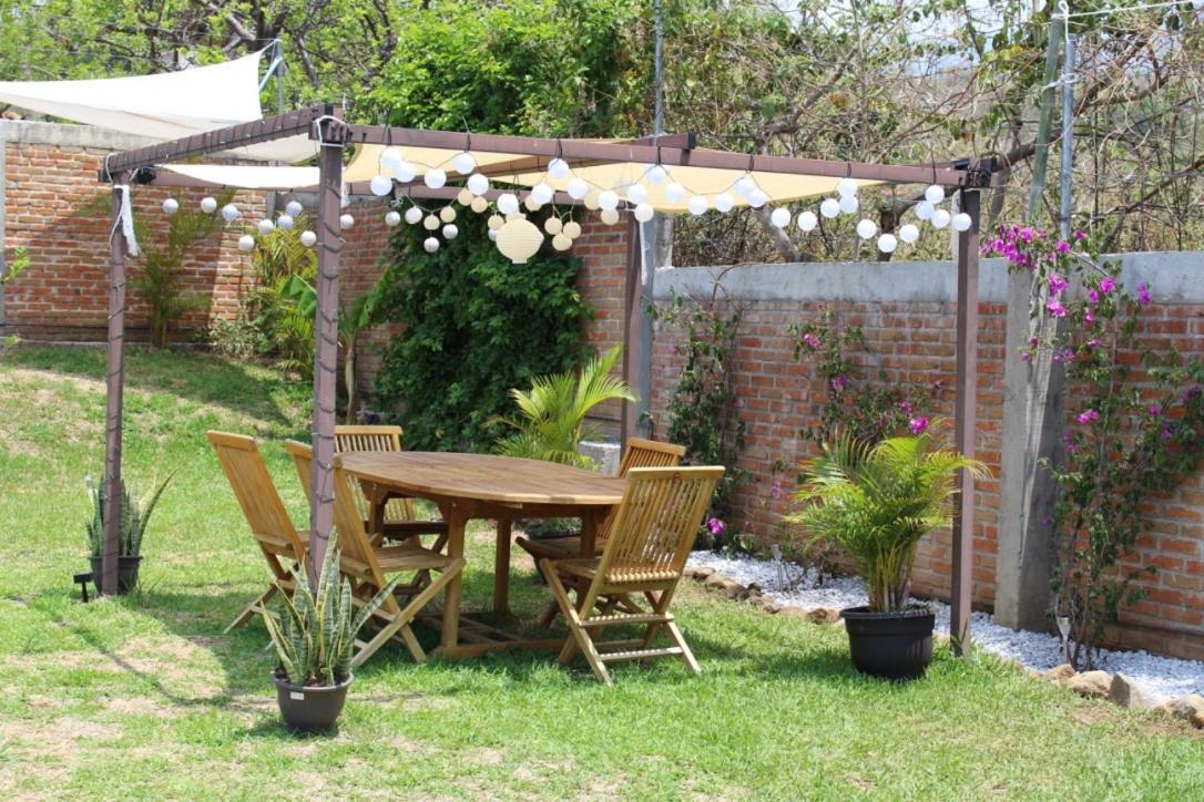 Photo 10