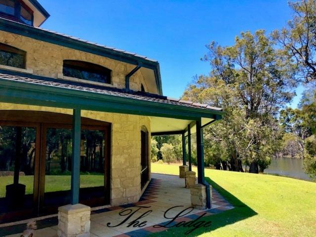Harmony Forest Cottages & Lake side Lodge
