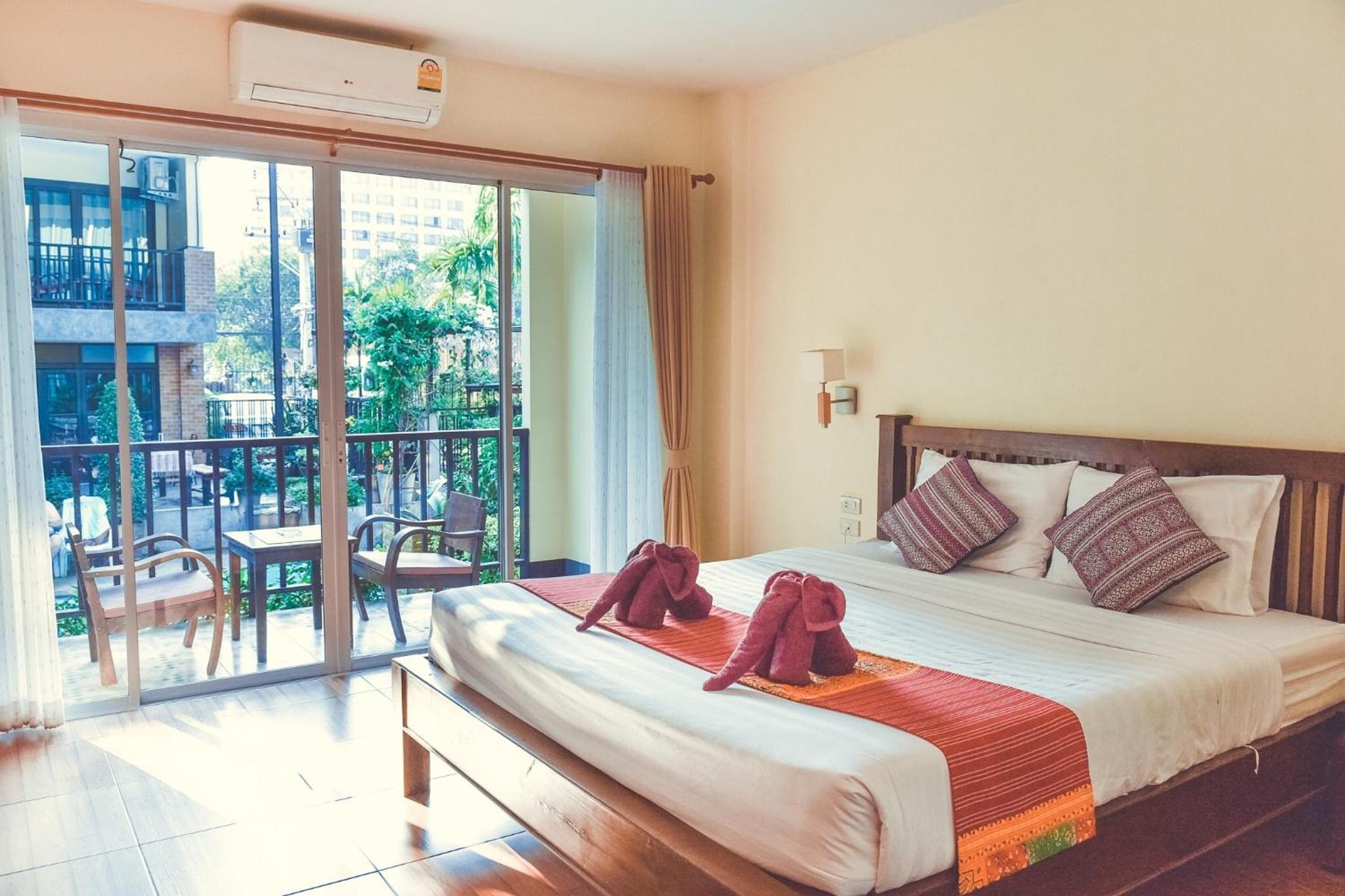 Photo 11