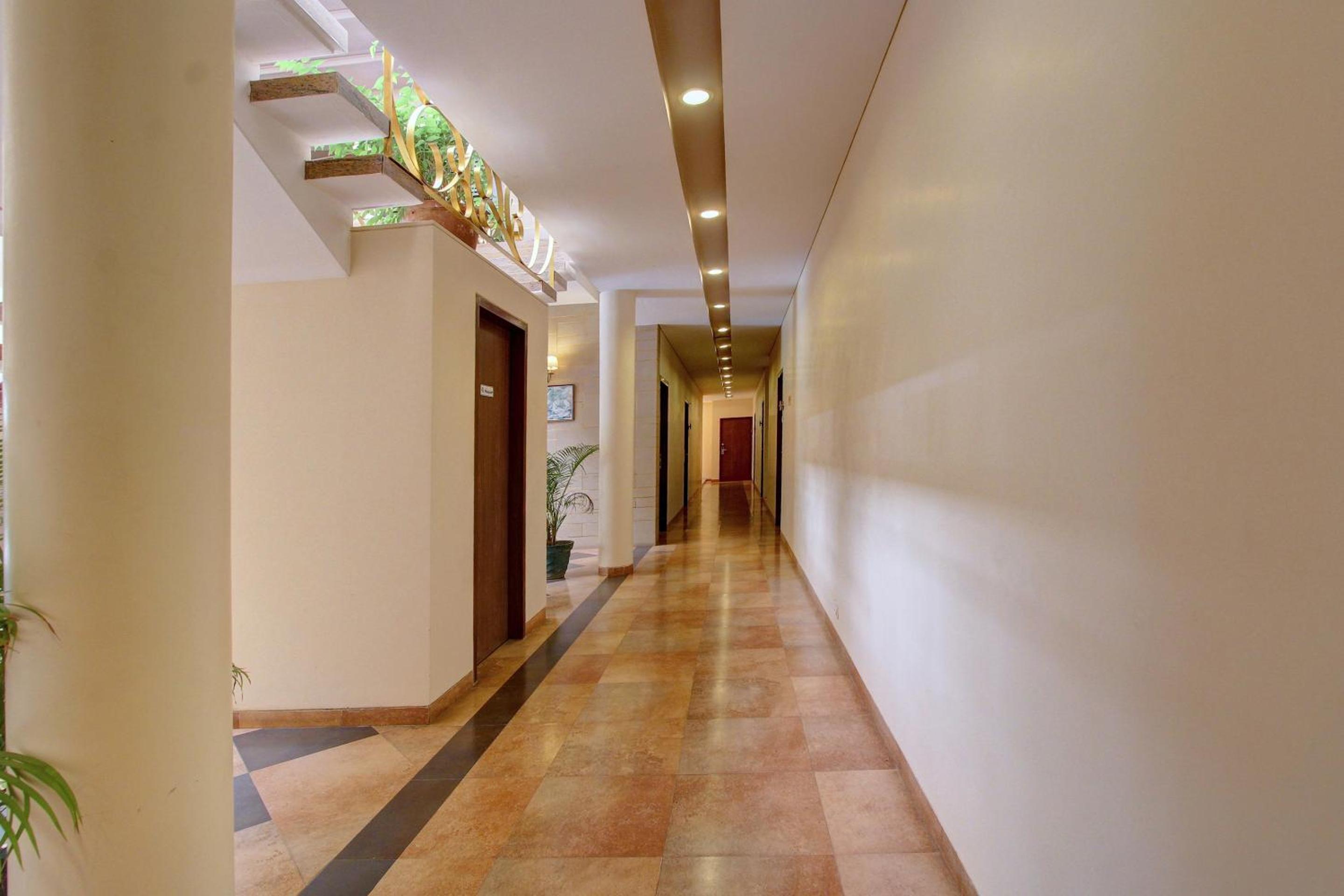 Golden Amoon Resort