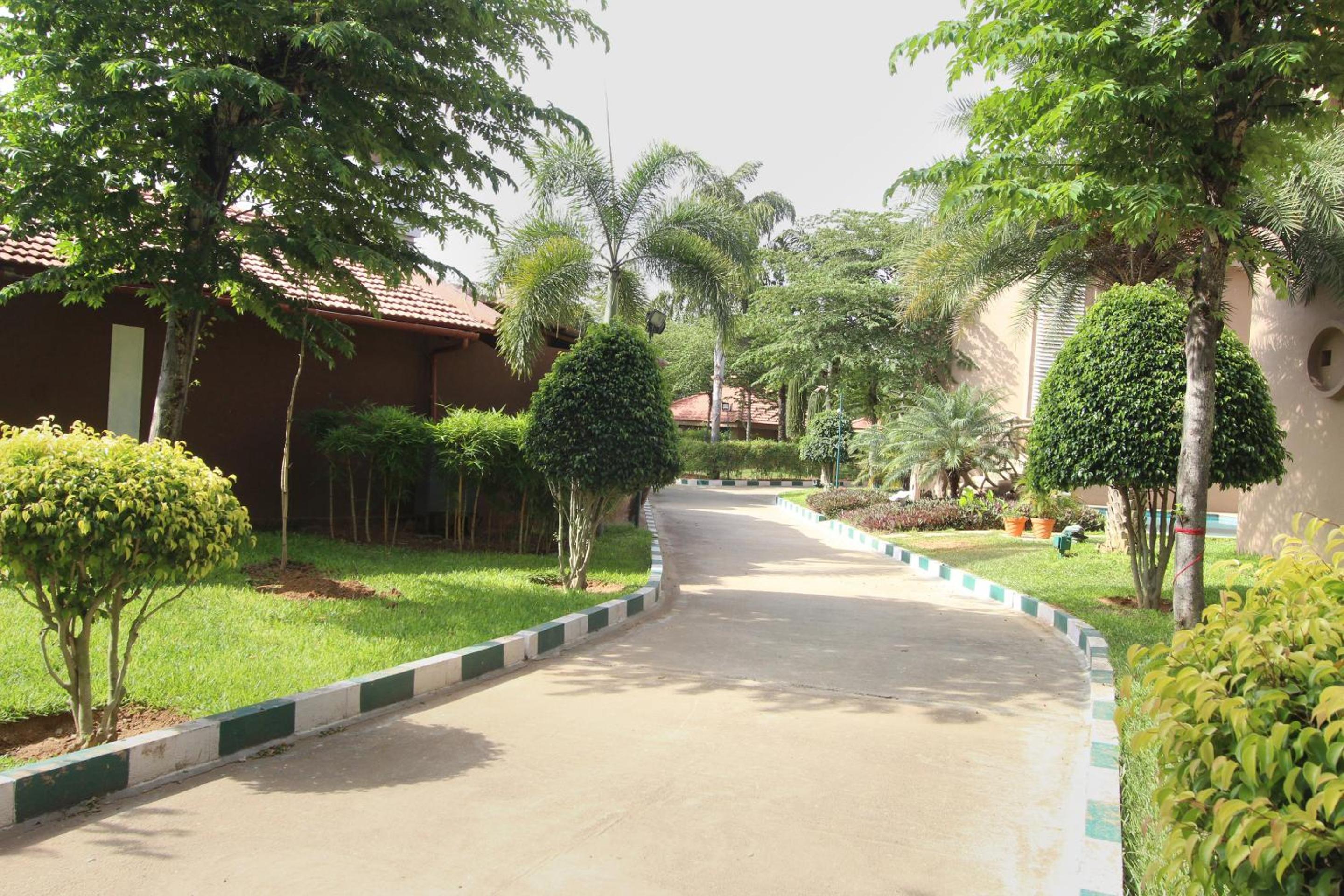Golden Amoon Resort