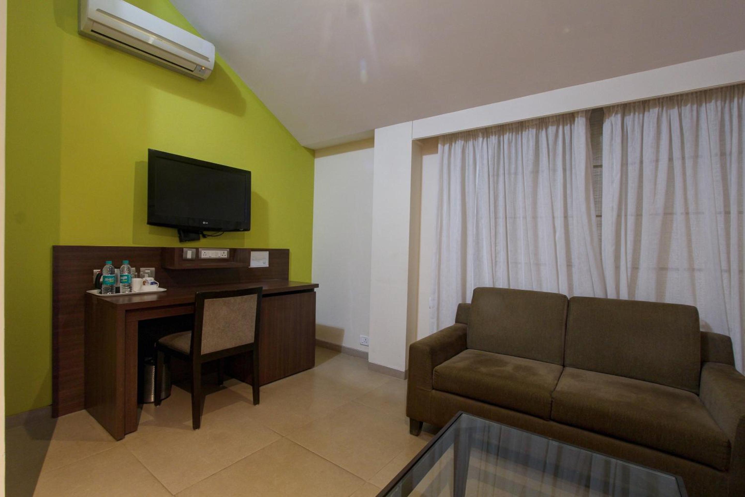 Golden Amoon Resort