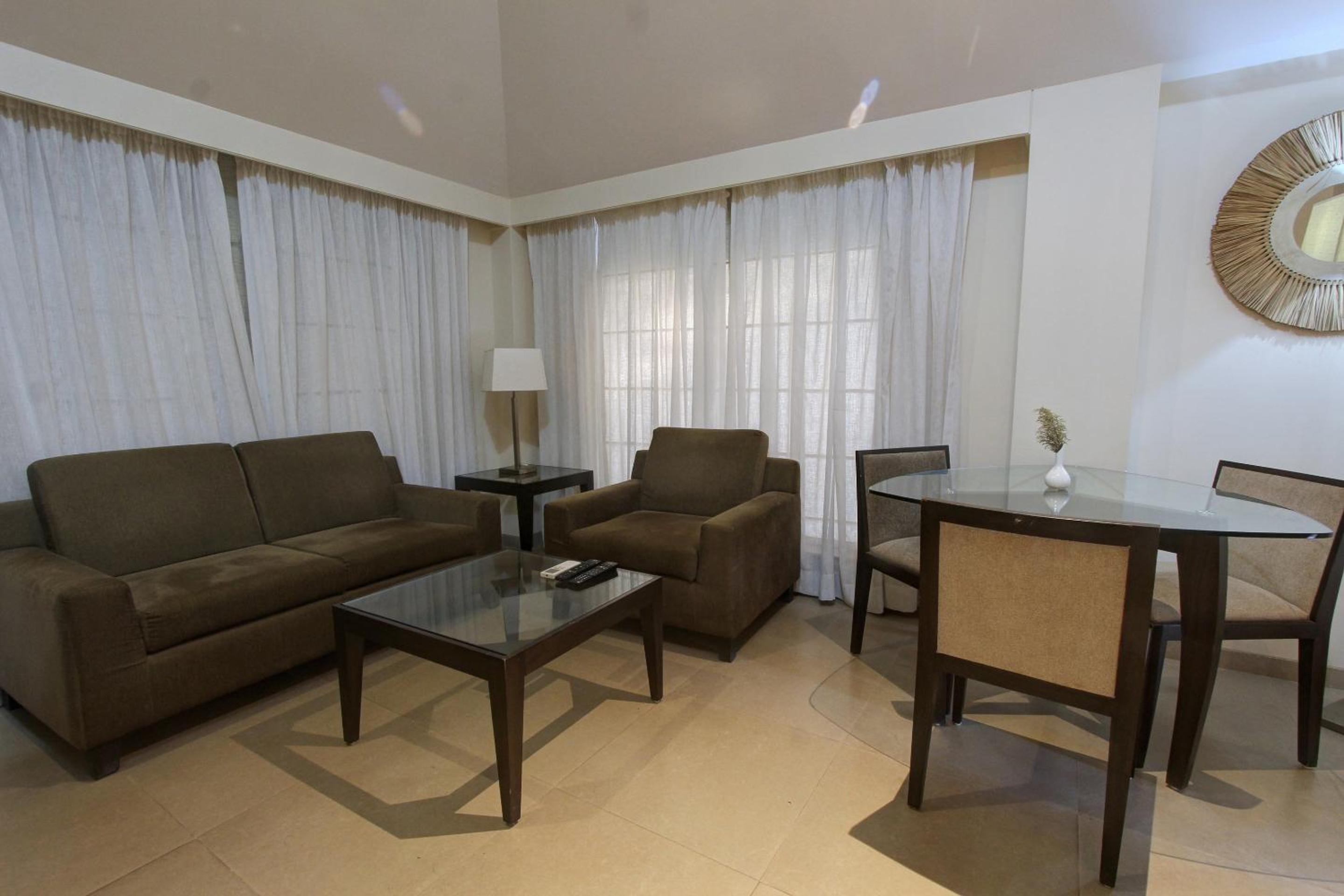 Golden Amoon Resort