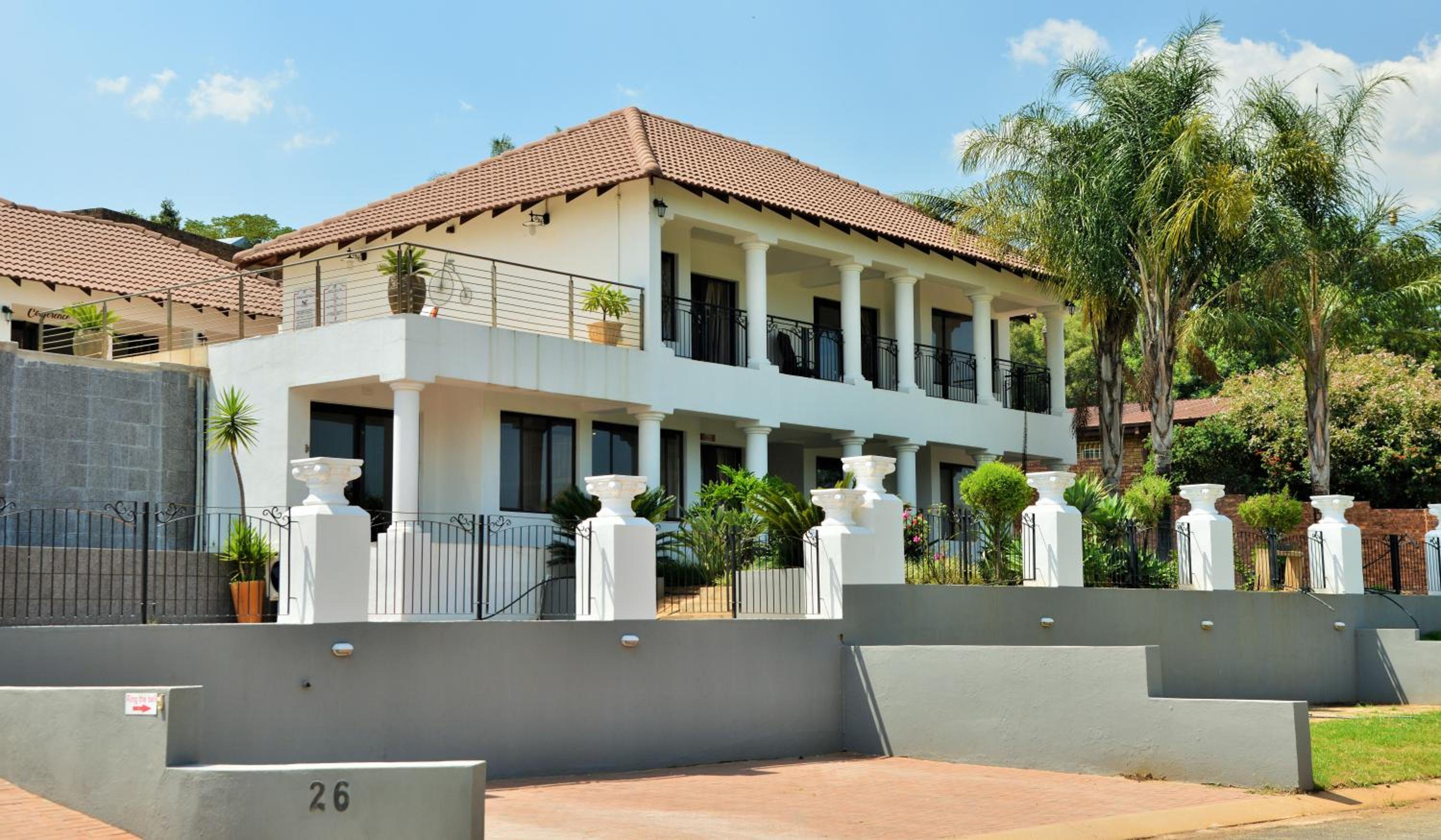 Indlovukazi Guesthouse view 4