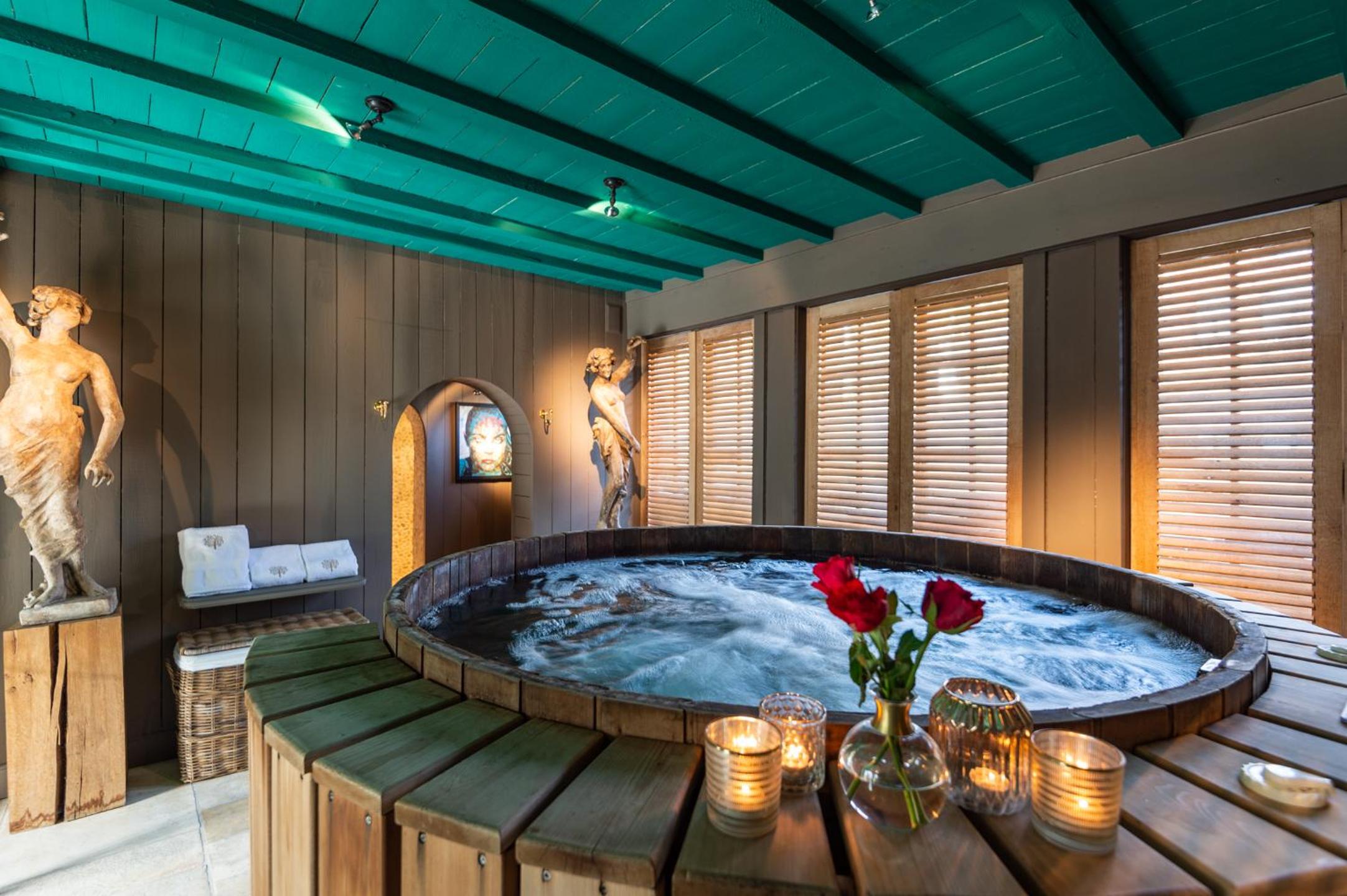 Exclusive Suites The Secret Garden
