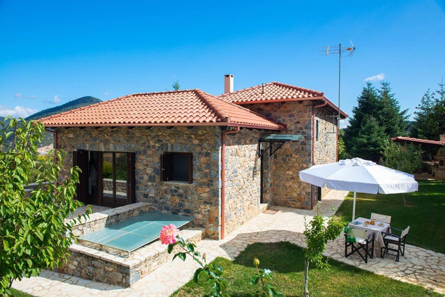 Villa Mainalis view 4
