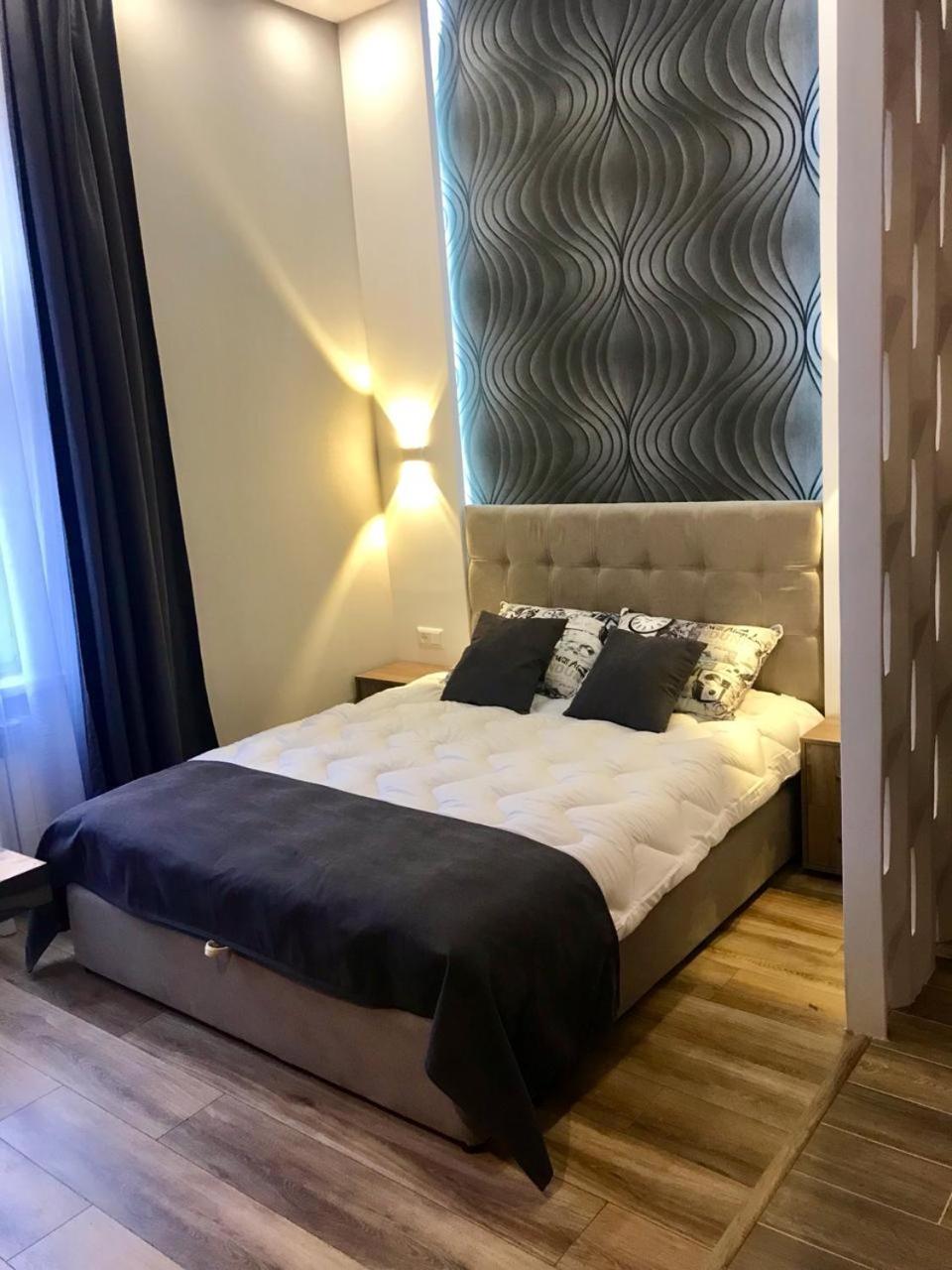 New Appartment-studio іn the center of Lviv view 2