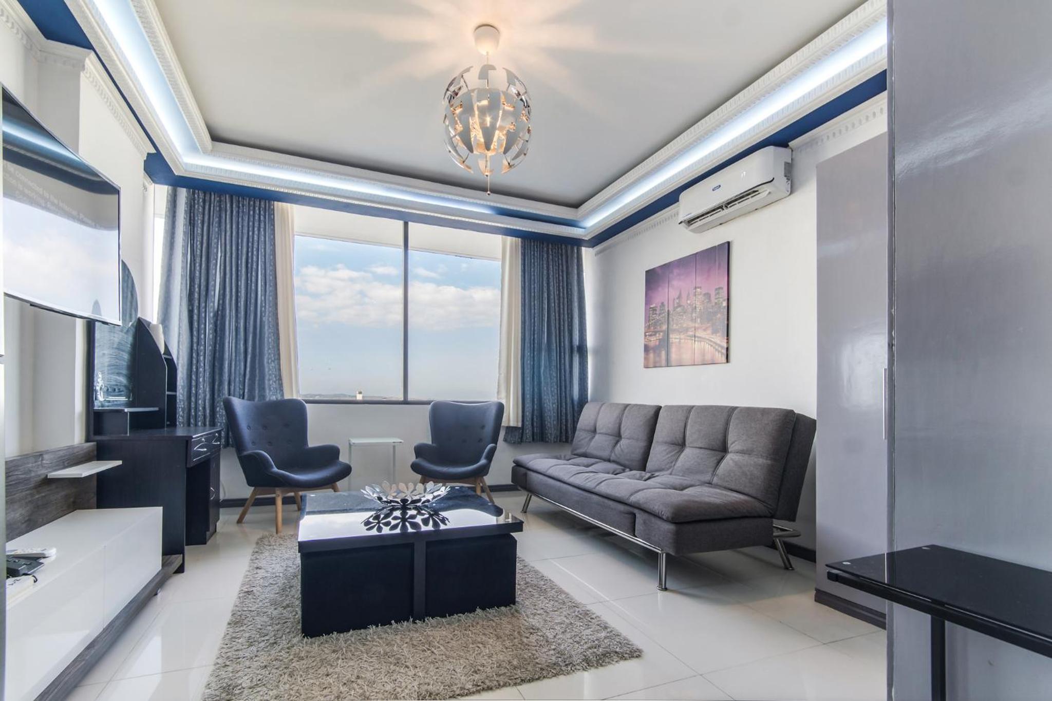 Avenir Condo for rent near IT Park Cebu with 49-inch Samsung Curve TV