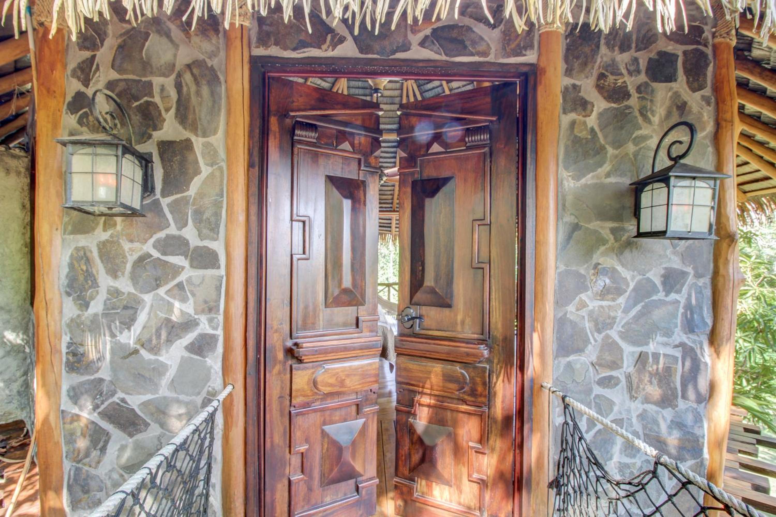CASA CONTIKI