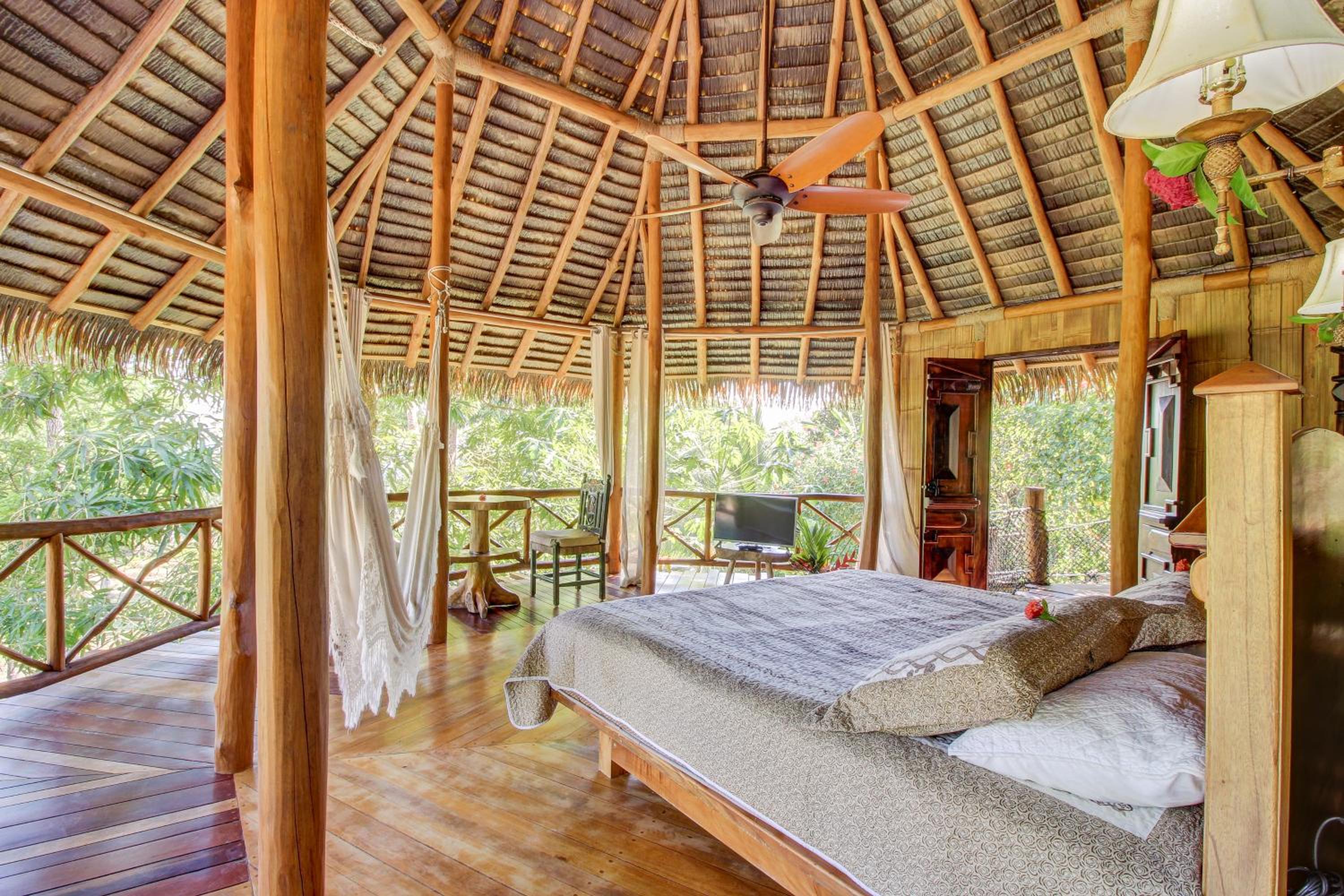 CASA CONTIKI
