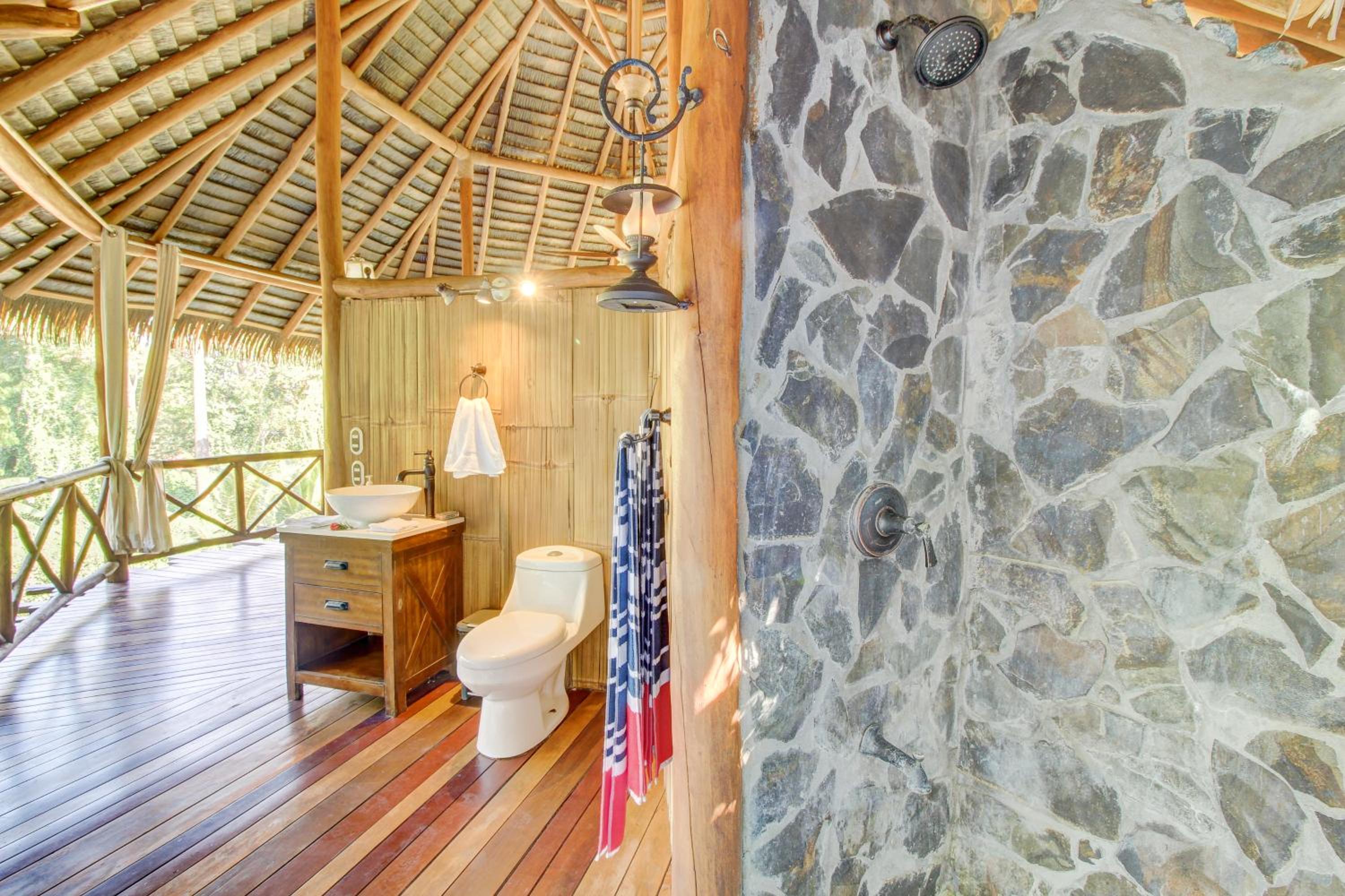 CASA CONTIKI