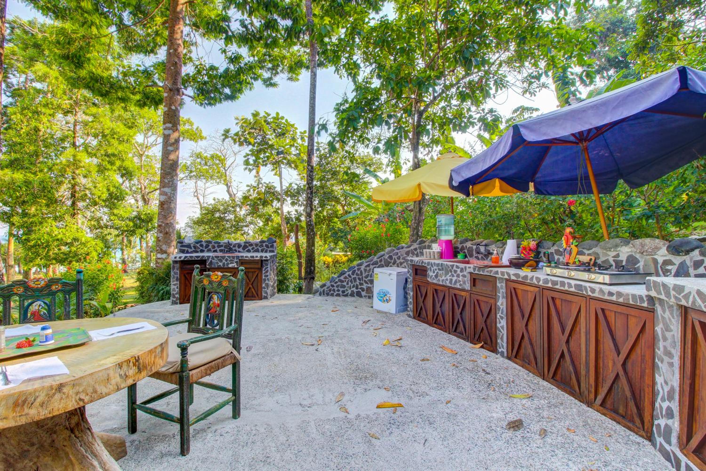 CASA CONTIKI