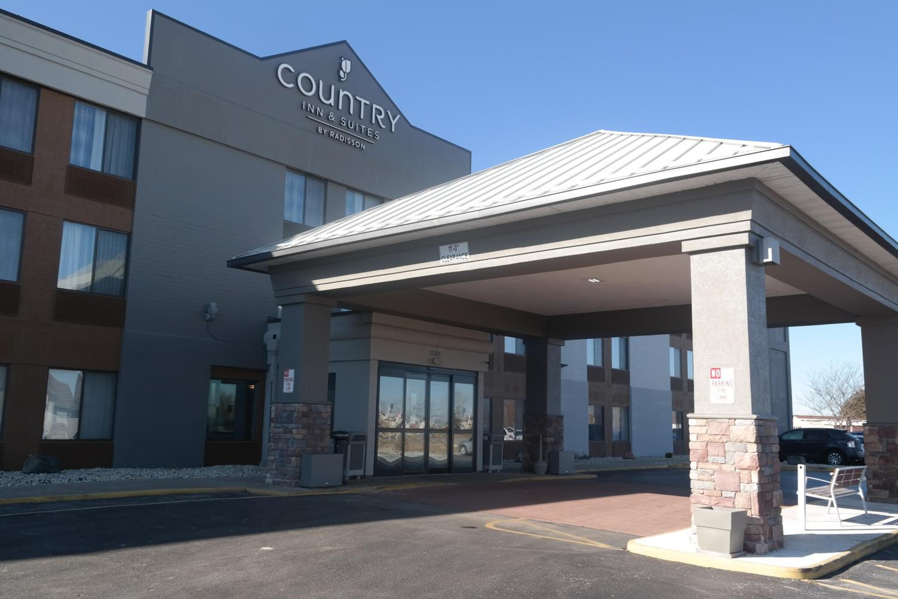 Country Inn  Suites by Radisson, Mt Pleasant-Racine West, WI - Property Image 62