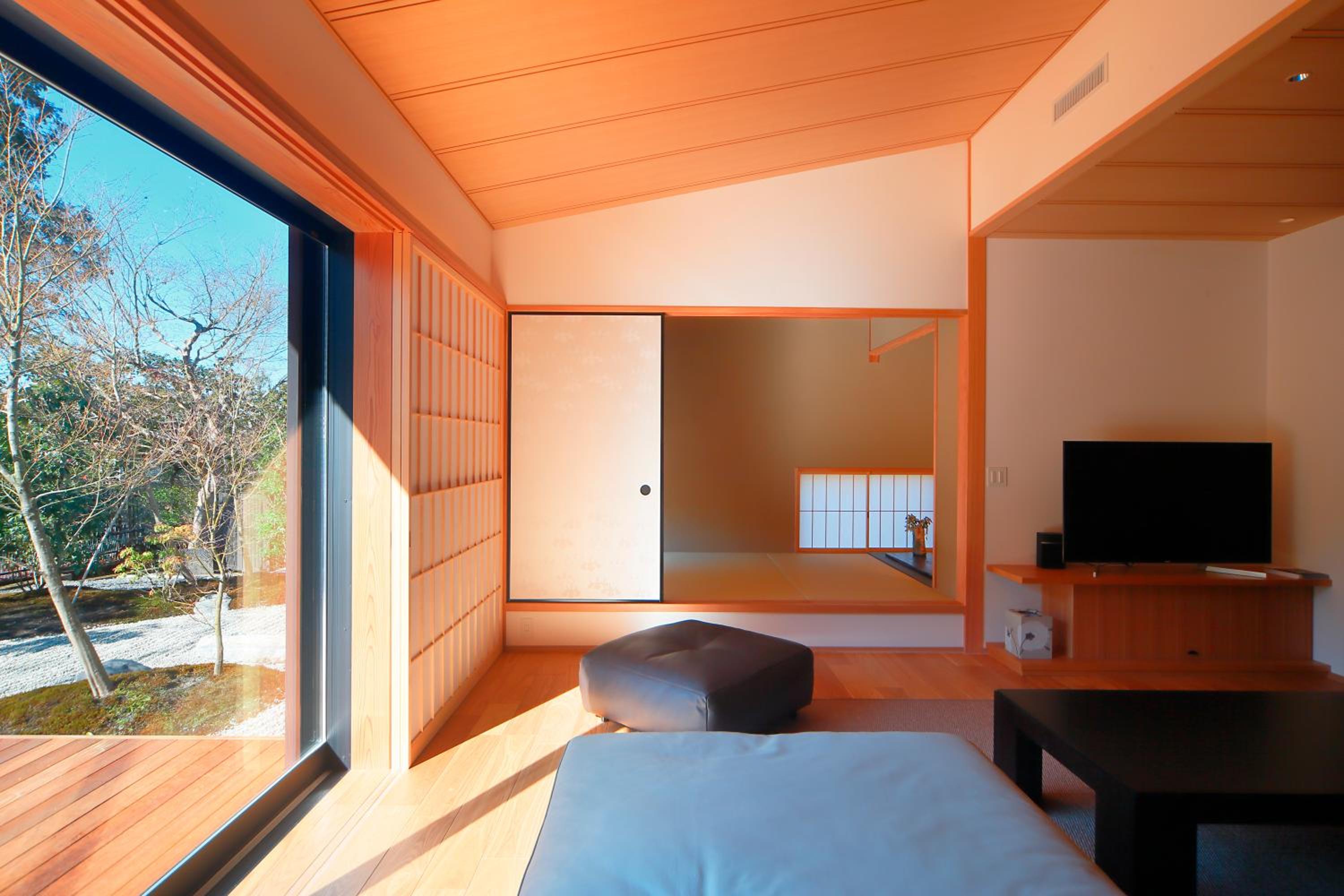 Aoi Suites at Nanzenji Modern & Traditional Japanese Style view 4