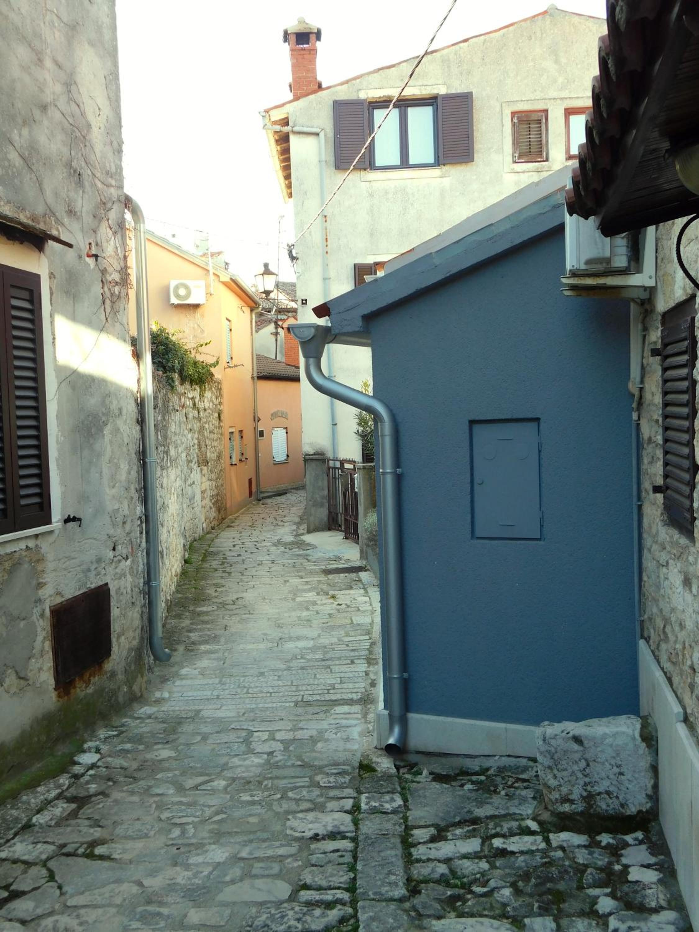 bezauberndes Steinhaus mit Garten in der Altstadt von Rovinj view 3