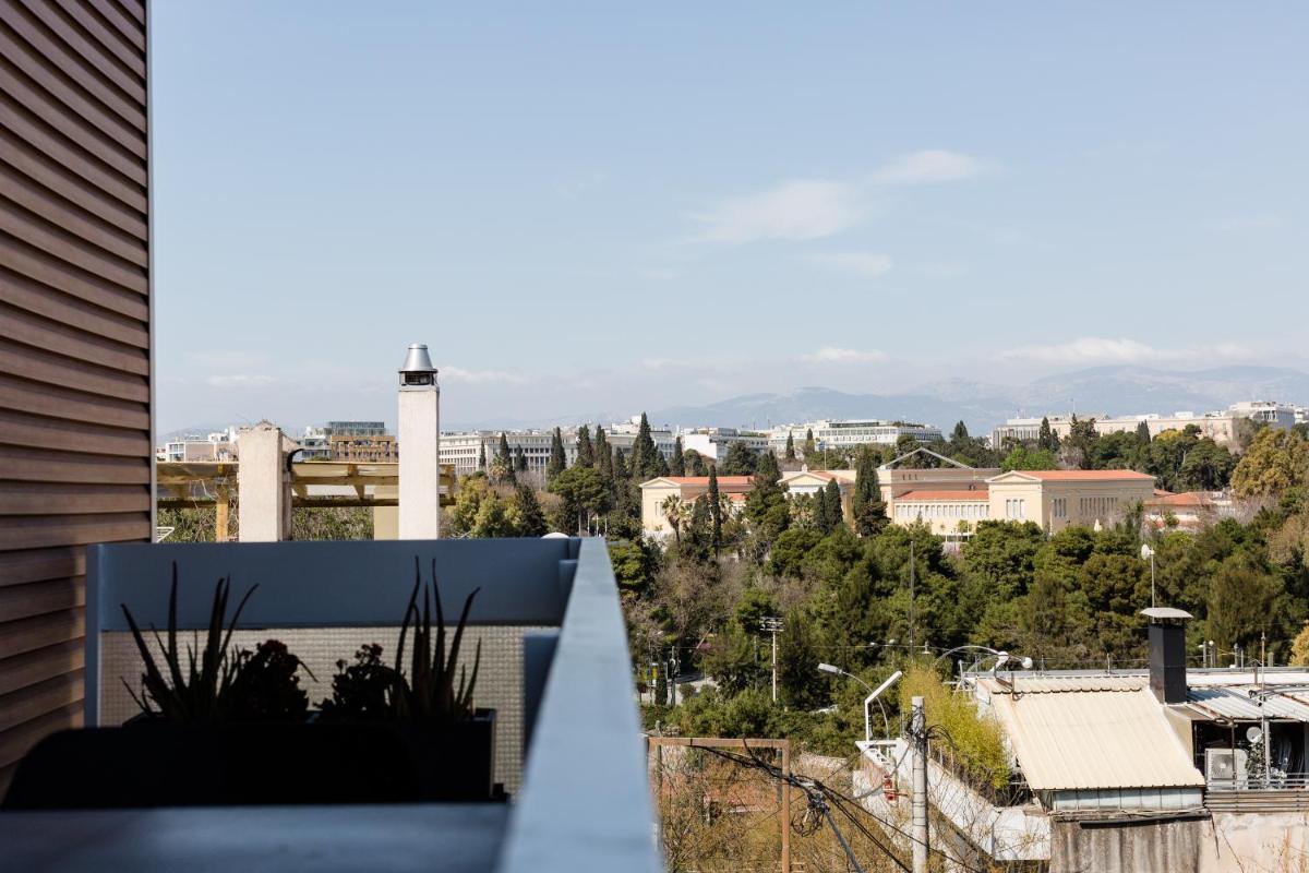 Adorable 2BD Apartment near Kallimarmaro Stadium by UPSTREET