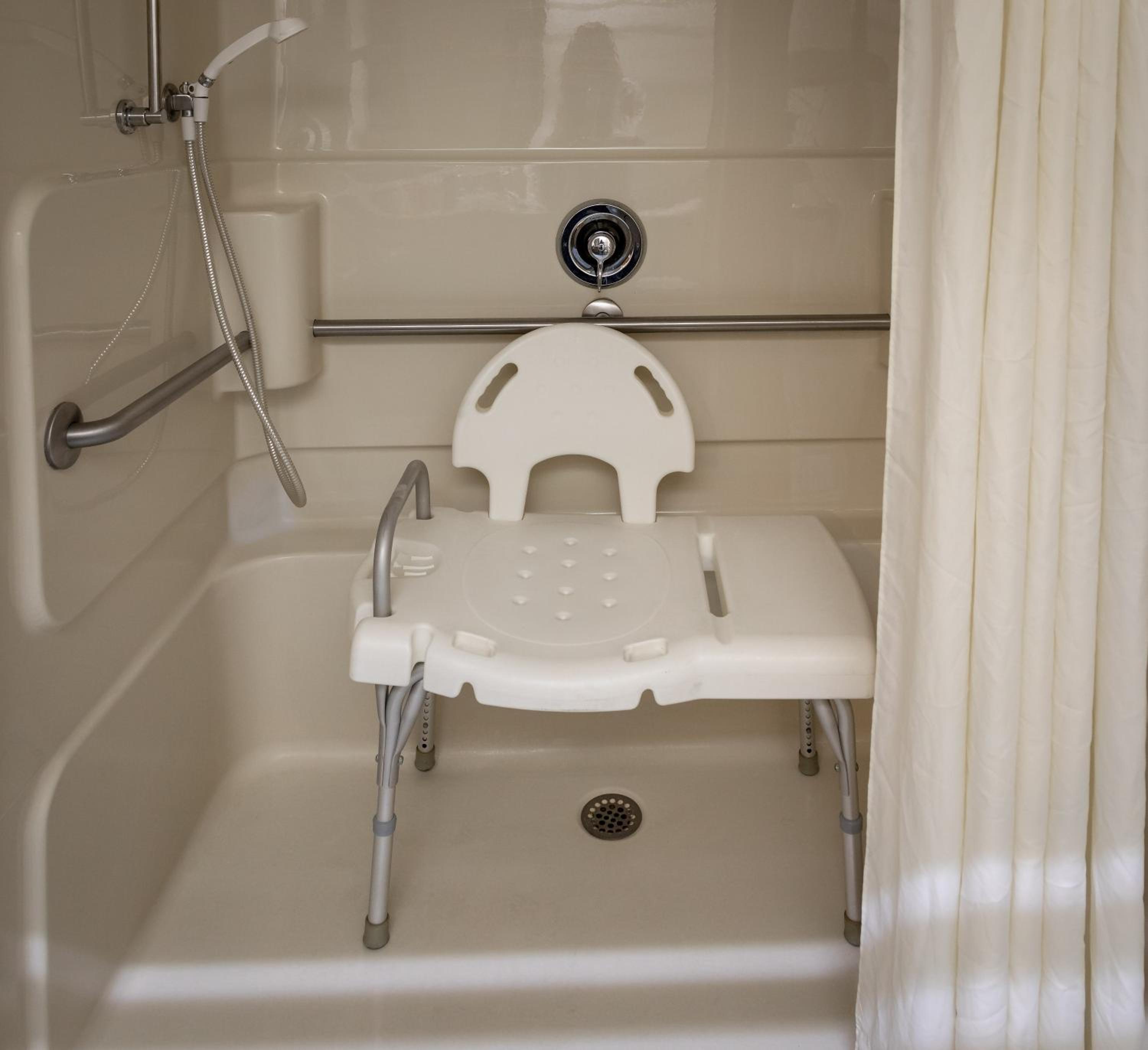 Somerset Vacations - Wingate by Wyndham Somerset - Property Image 5