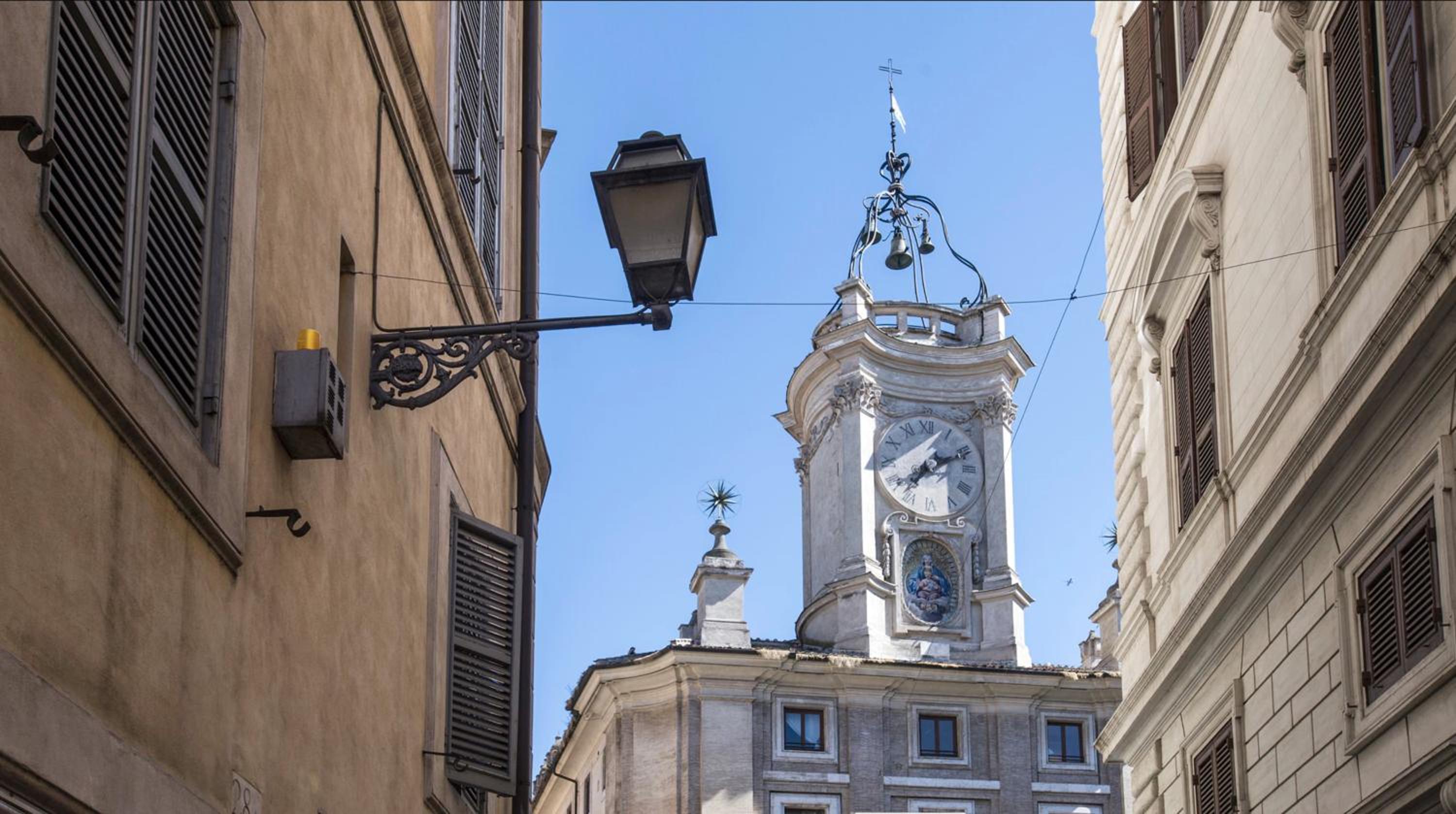 Navona Hi-Tech Apartment