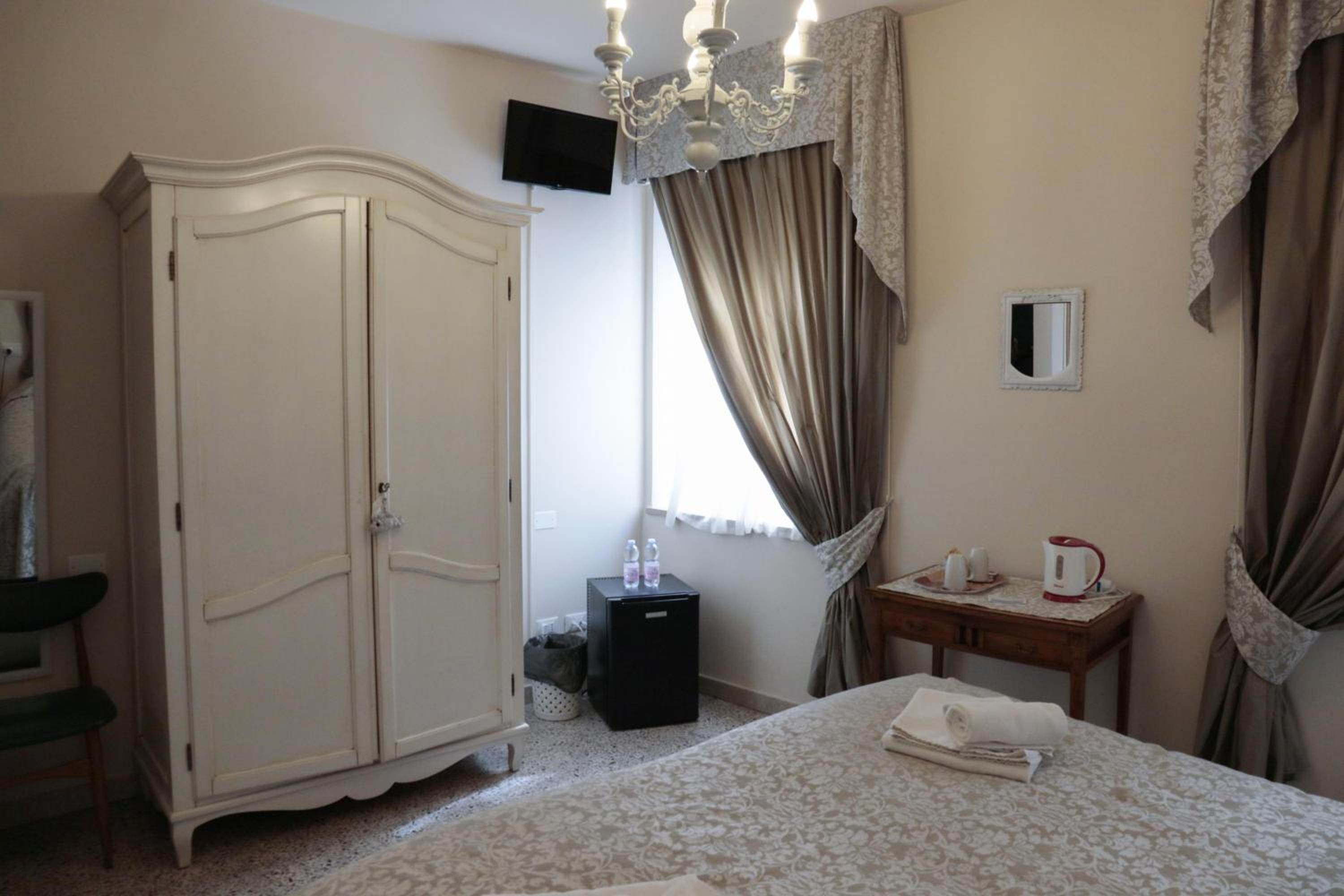 Le Finestre sul Borgo Rooms